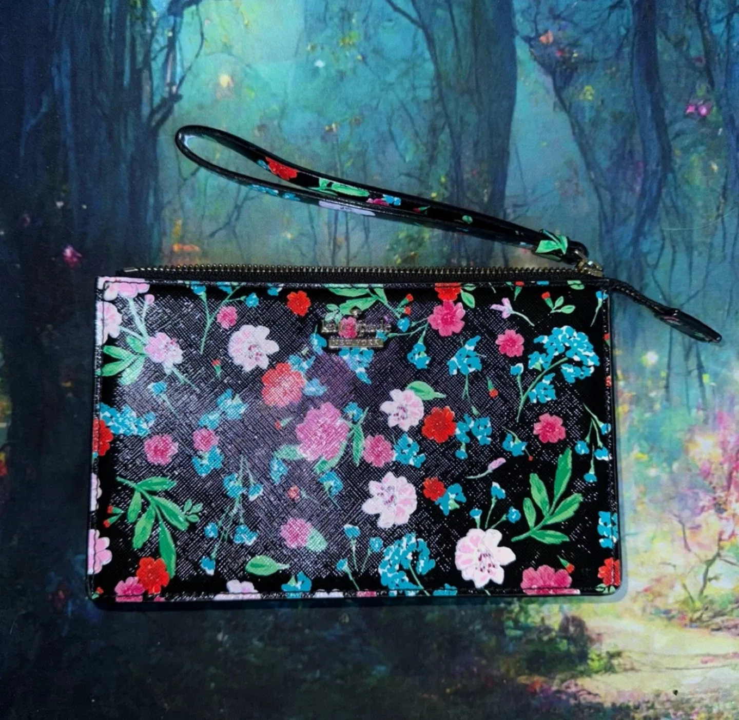NWOT kate spade Black Multicolored Floral Wristlet Pouch image indicator(7)