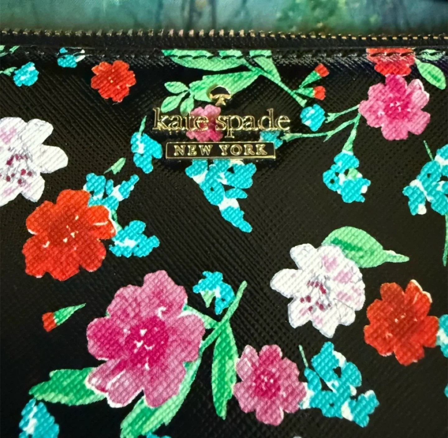 NWOT kate spade Black Multicolored Floral Wristlet Pouch image indicator(4)