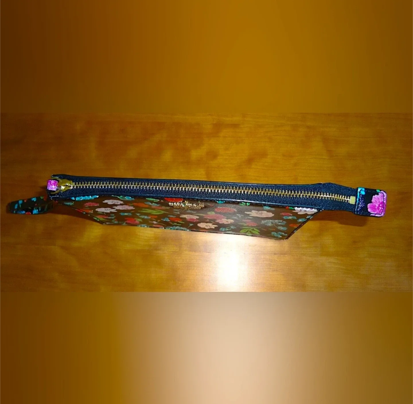 NWOT kate spade Black Multicolored Floral Wristlet Pouch image indicator(10)