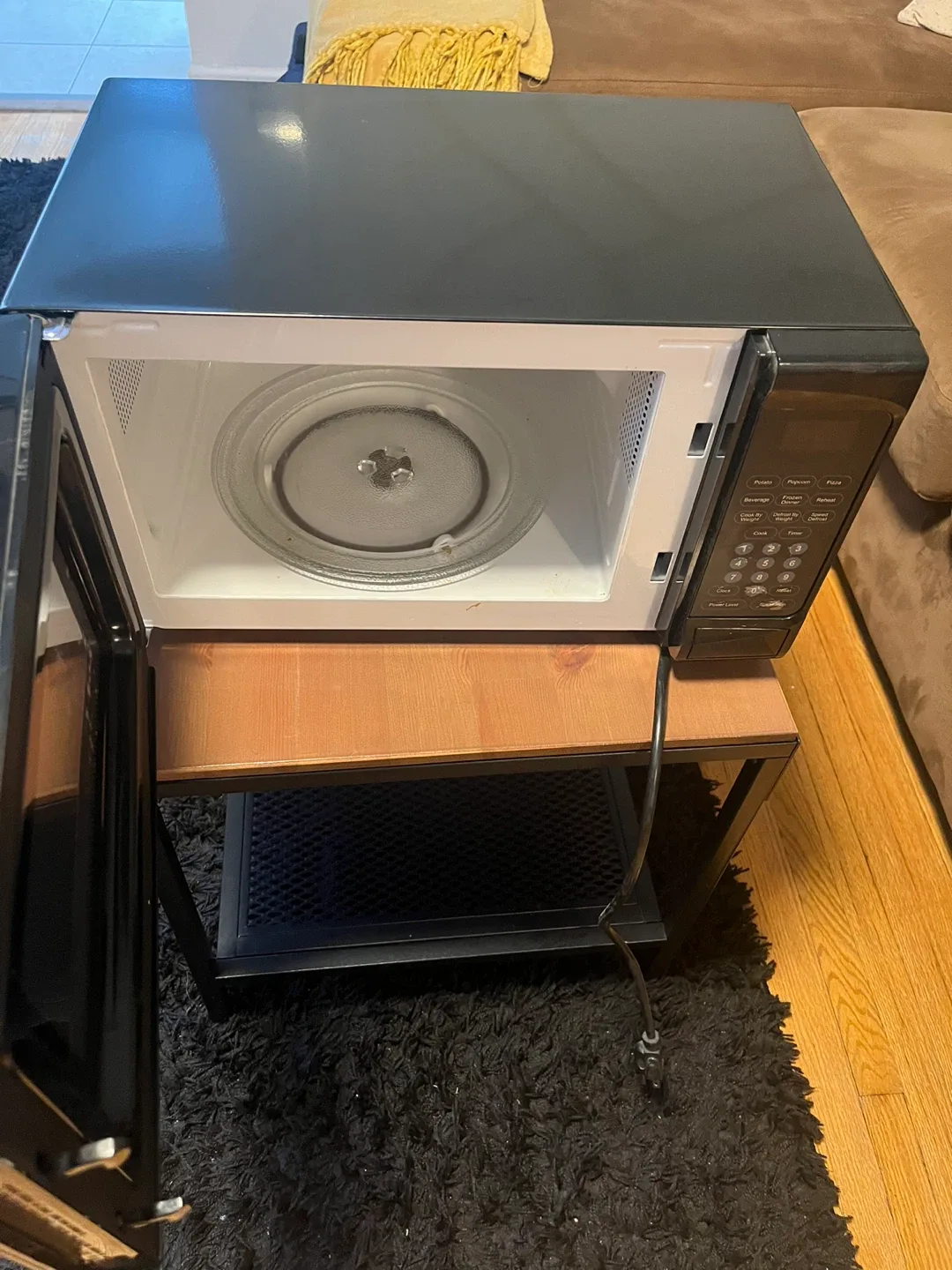 Classic Black Microwave thumbnail