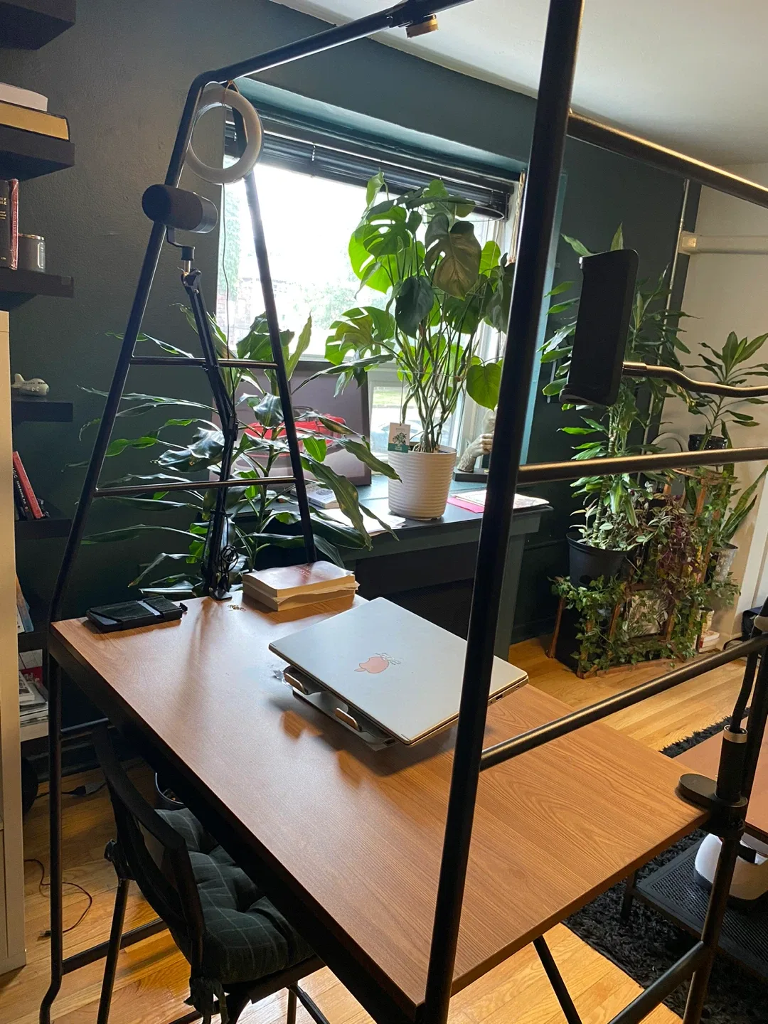 Desk / Dinning table thumbnail