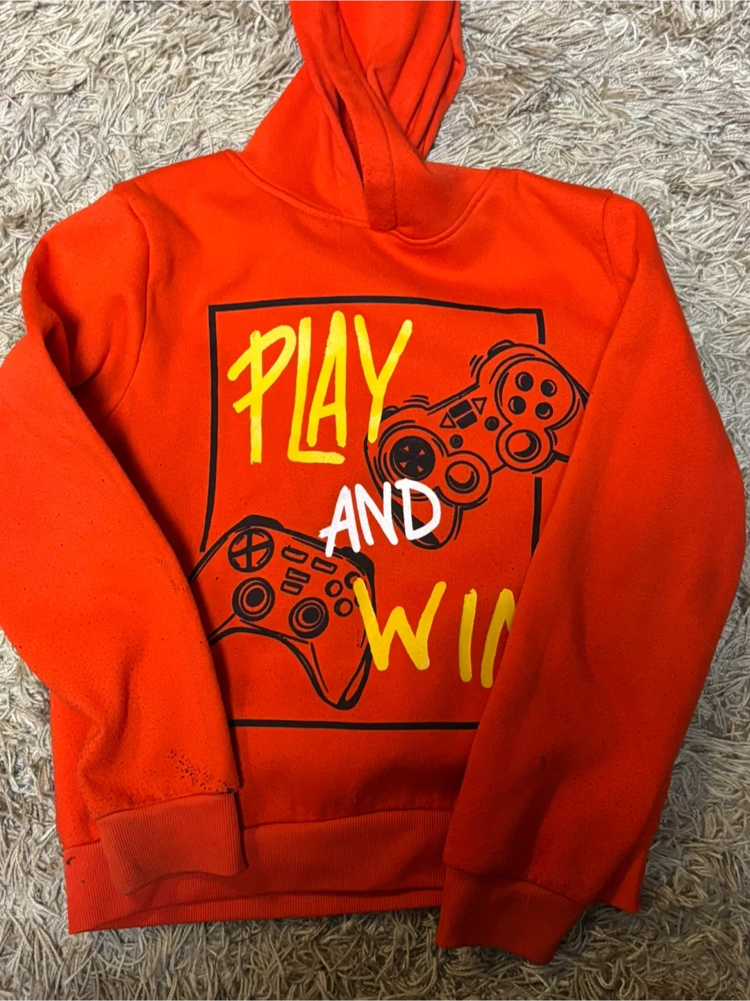 Boys hoodie size 6/7 thumbnail