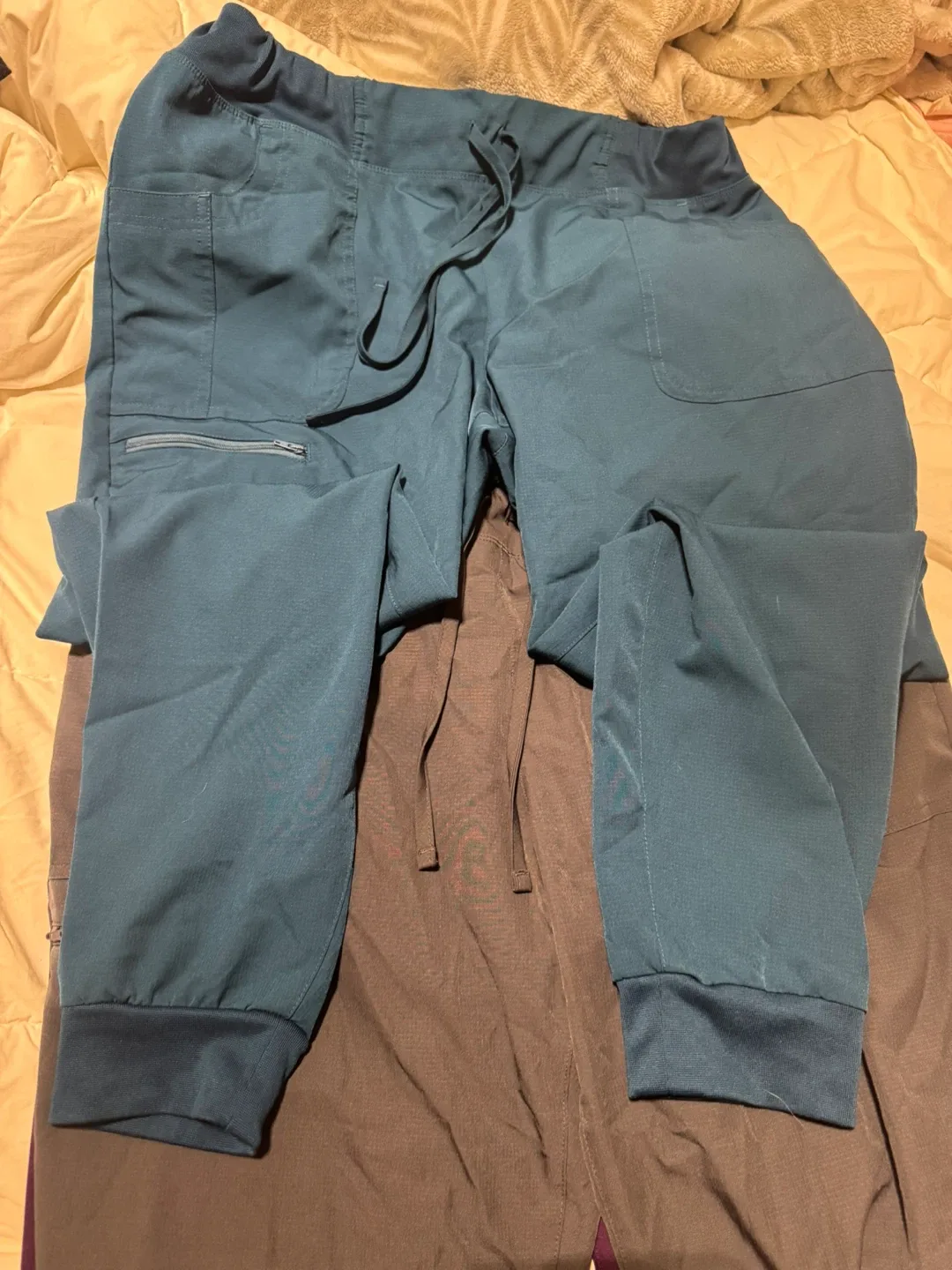 3 Pairs jogger Scrub Pants HeartSoul XL image indicator(2)
