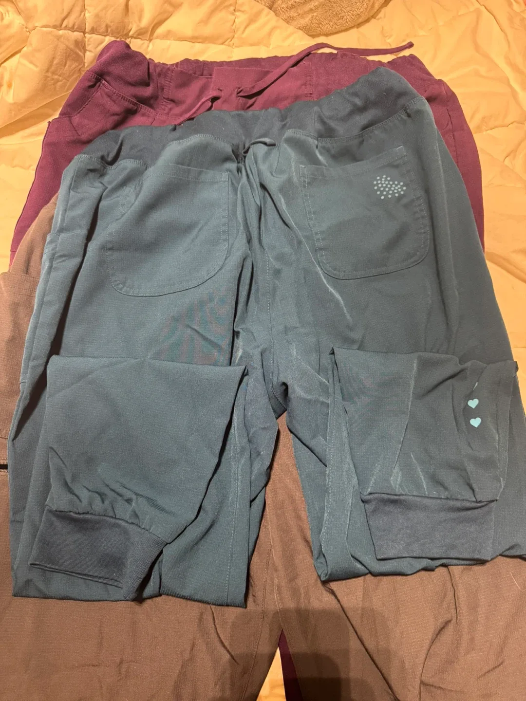 3 Pairs jogger Scrub Pants HeartSoul XL image indicator(3)
