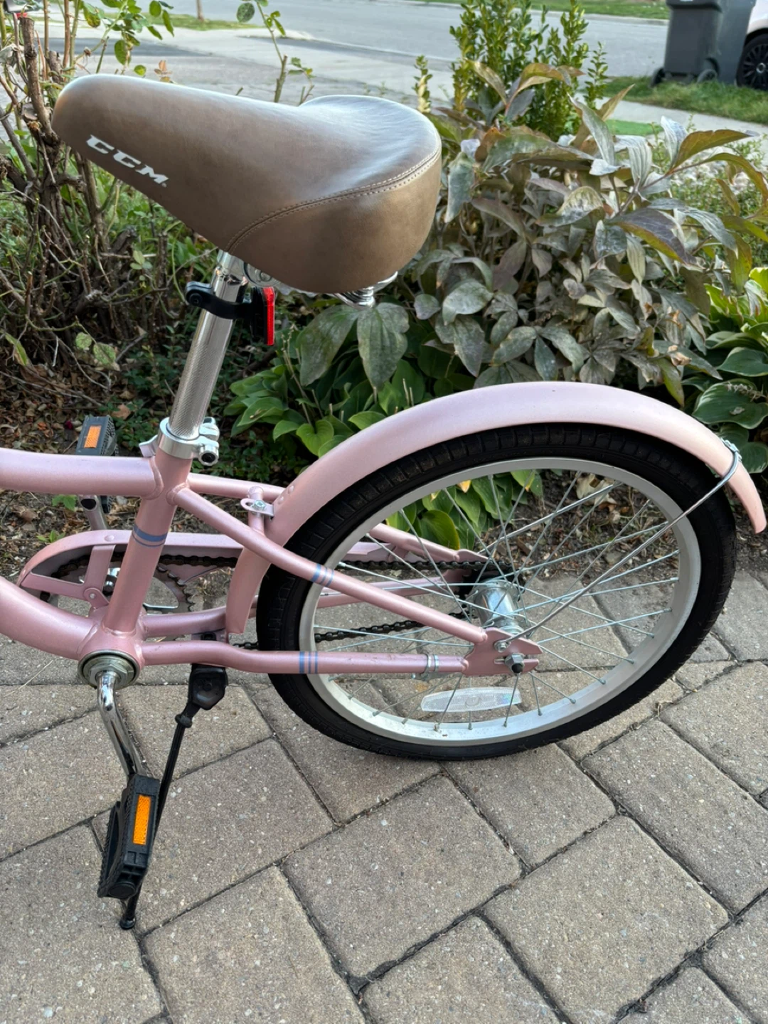 CCM Rebecca Girl's Bike 20-inch - Pink - photo 3