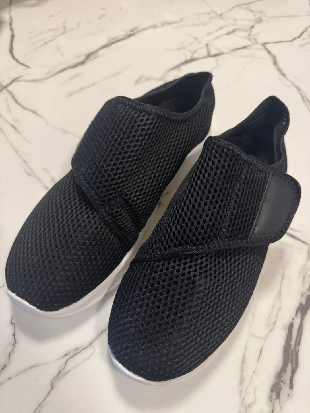 Brand New Women’s Black Mesh Slip-On Shoes - Size 9 image indicator(4)