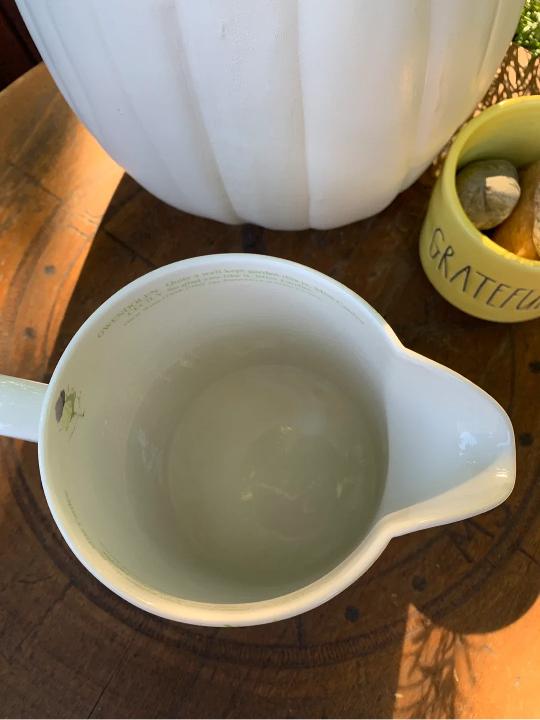 Portmeirion Up the Garden Path Pitcher image indicator(2)