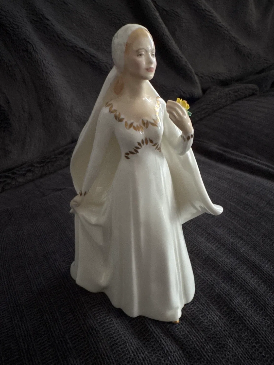 Royal Doulton Bride Figurine HN 2873 thumbnail