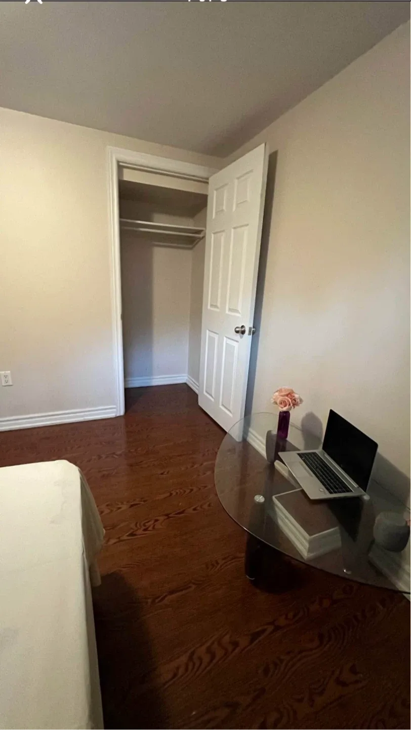 Private 1 bedroom in a 2 bedroom basement apartment image indicator(2)