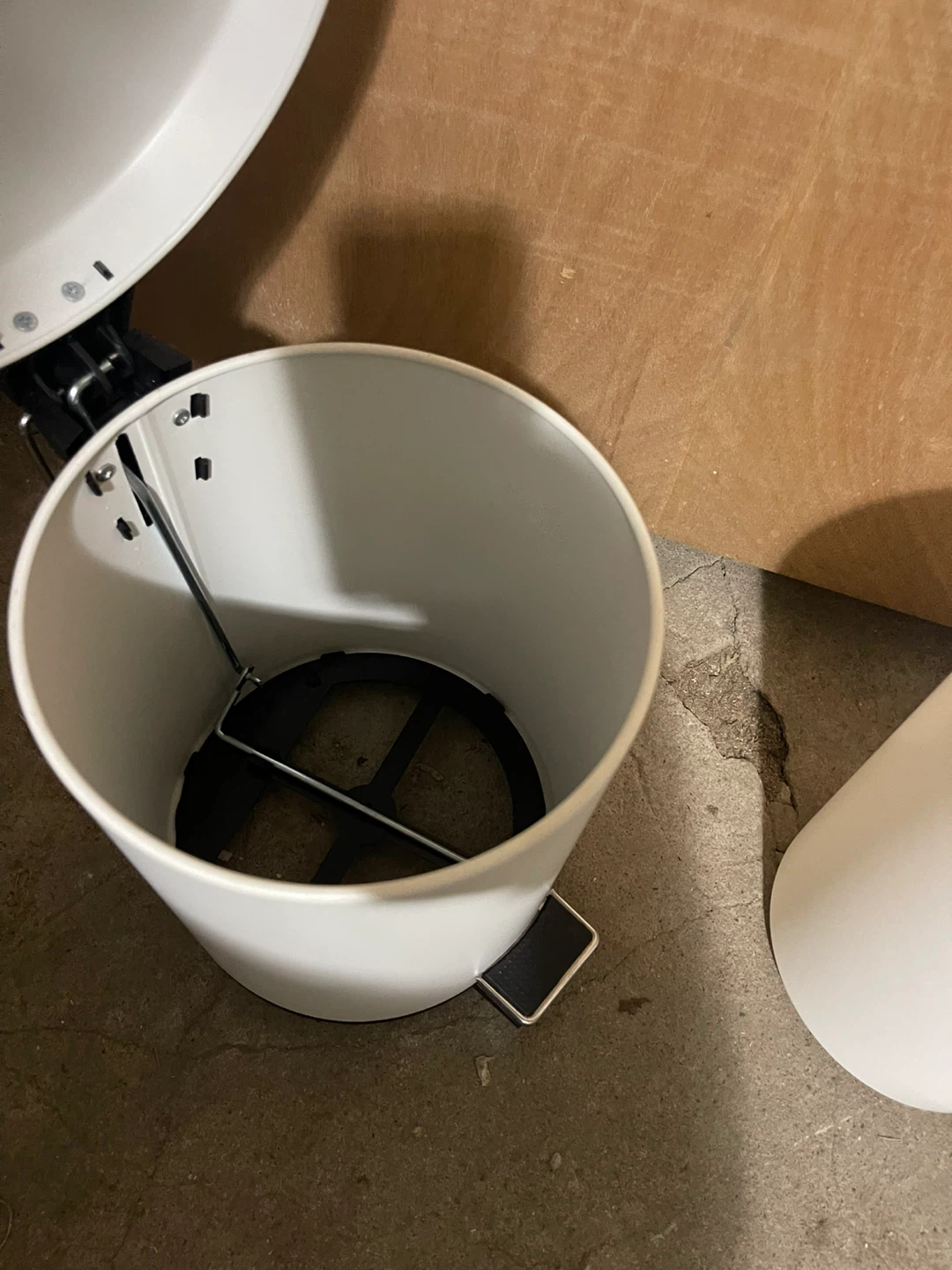 IKEA STRAPATS White Pedal Bin - photo 2