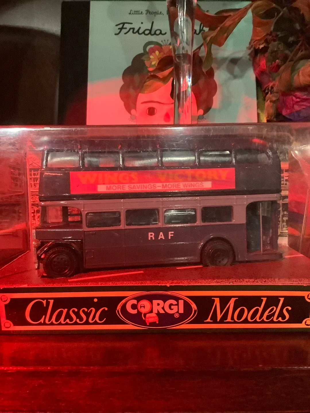 Corgi Classic Models D599 AEC Bus thumbnail
