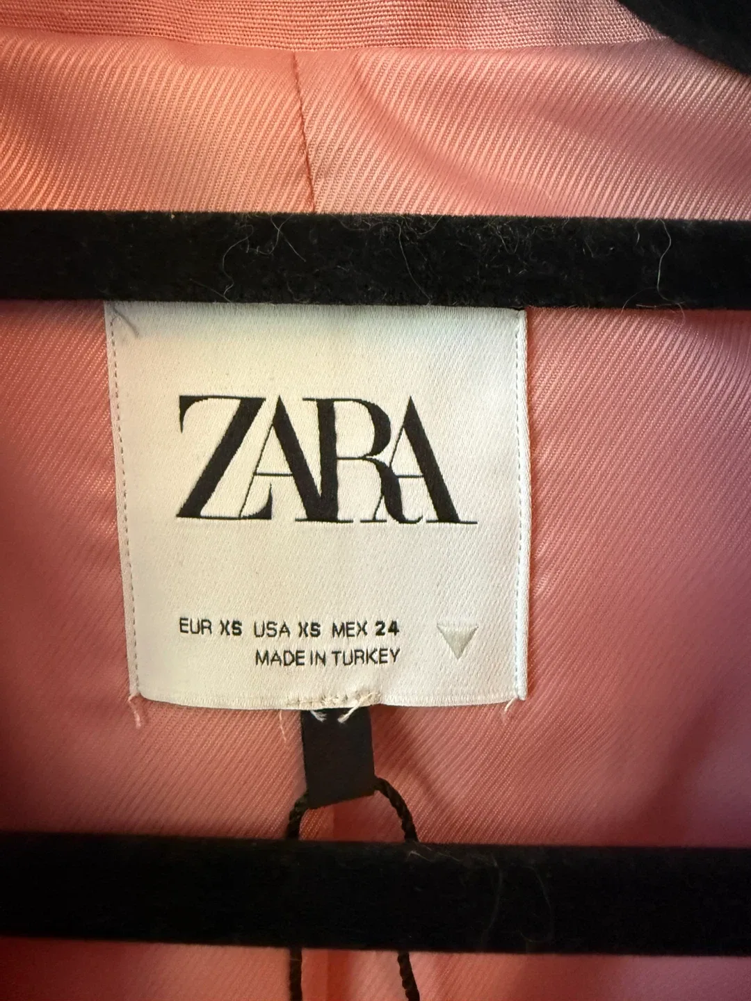 Zara Pink Blazer - Size XS image indicator(3)