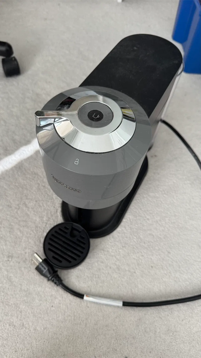 Nespresso Vertuo Next Coffee Machine image indicator(3)