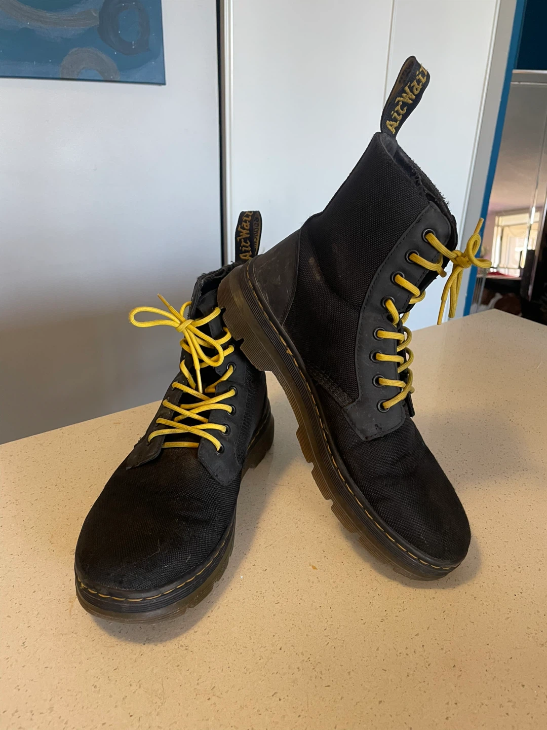 Dr. Martens Casual Boot - Size 10M 🥕