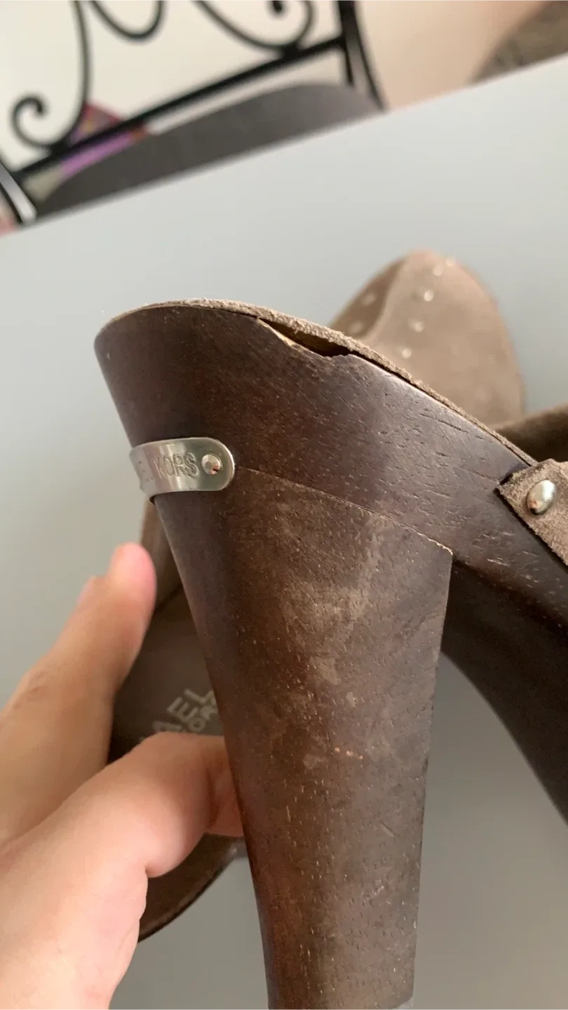 Michael Kors Suede Clogs - Size 9.5 image indicator(6)