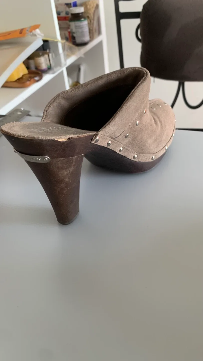 Michael Kors Suede Clogs - Size 9.5 image indicator(7)