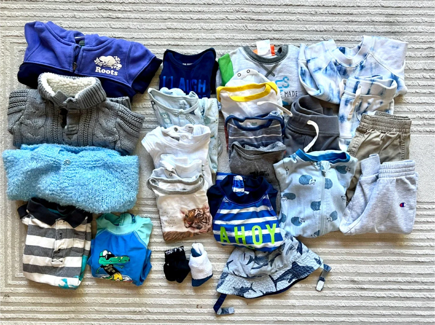 Mixed Baby Clothes Bundle, Size 6-12 Months image indicator(3)