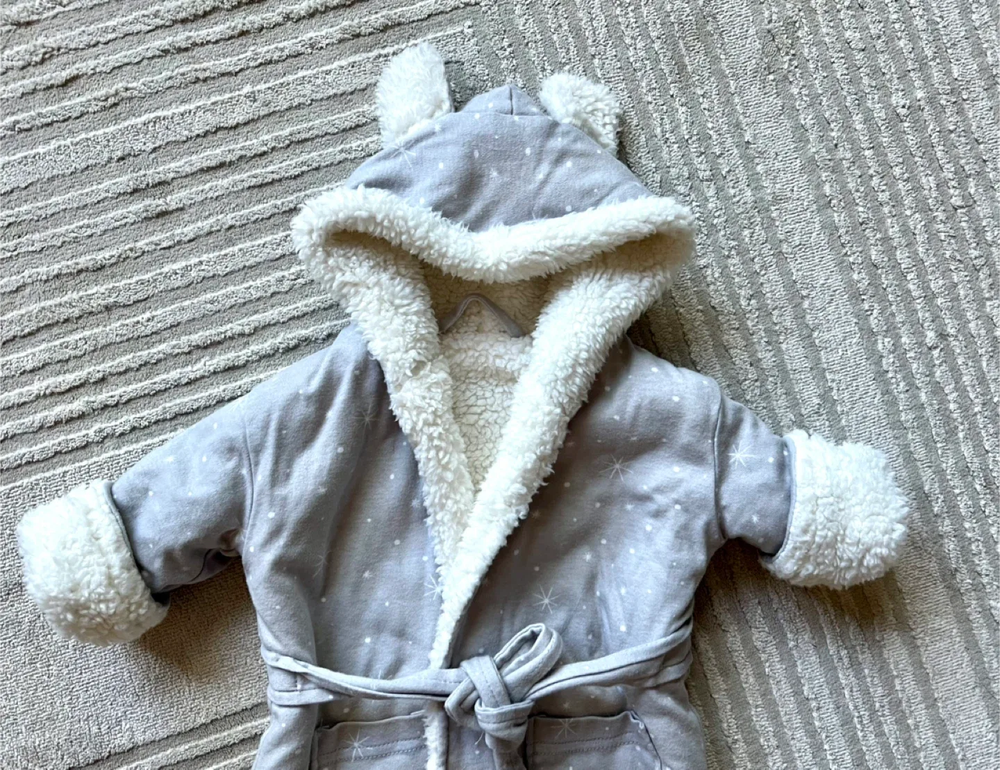 Grey Baby Bath Robe with Hood image indicator(2)