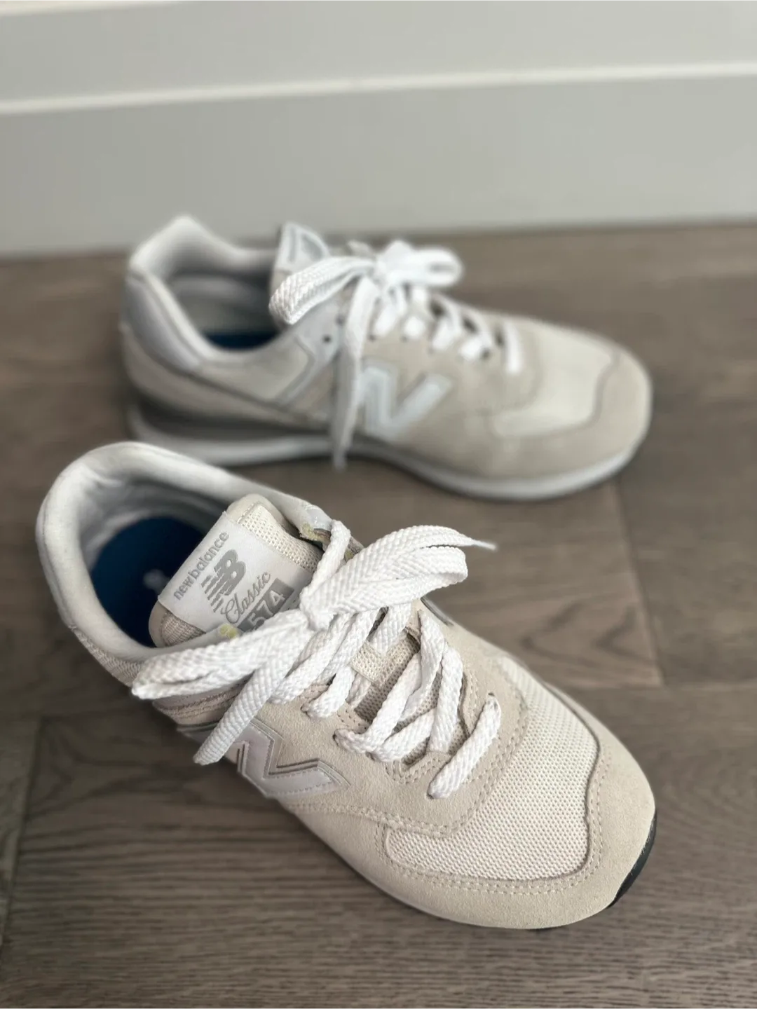 New Balance 574 Classic Sneakers - Size 7.5 Wide thumbnail