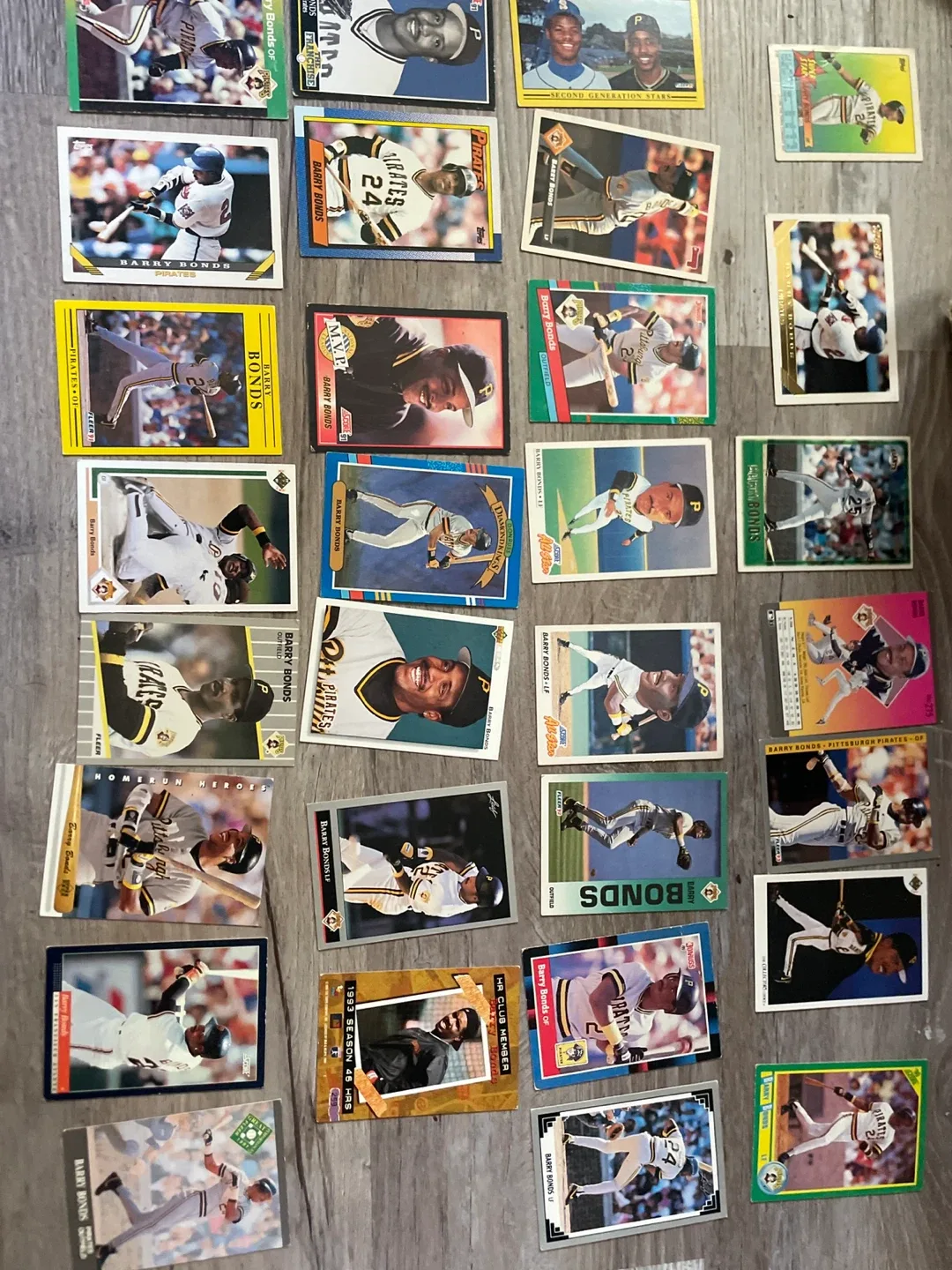 Barry Bonds Baseball Cards Lot thumbnail
