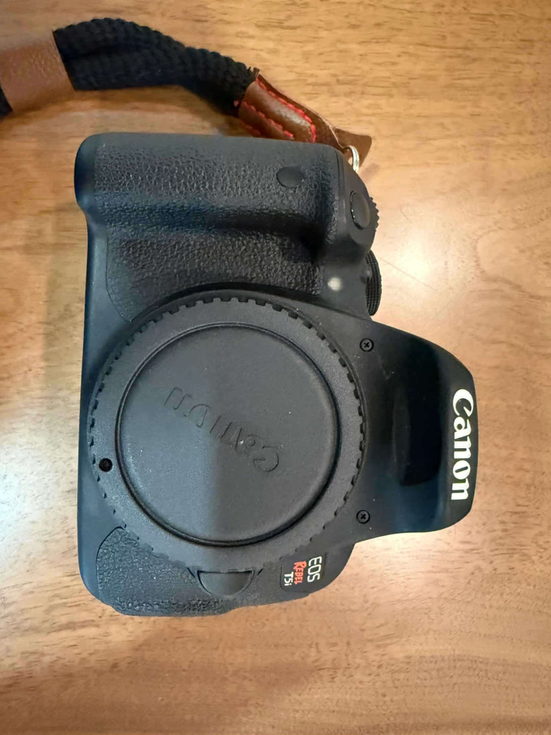 Canon EOS Rebel T5i DSLR Camera with 18-55mm lens - photo 3