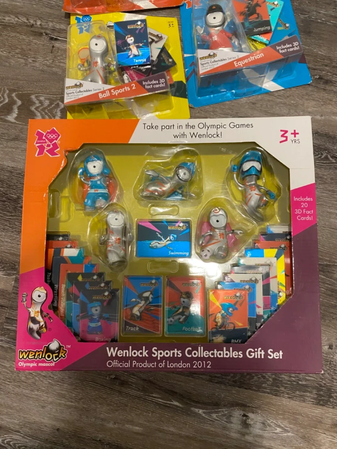 Wenlock & Mandeville London 2012 Olympic Mascot Collectibles image indicator(2)