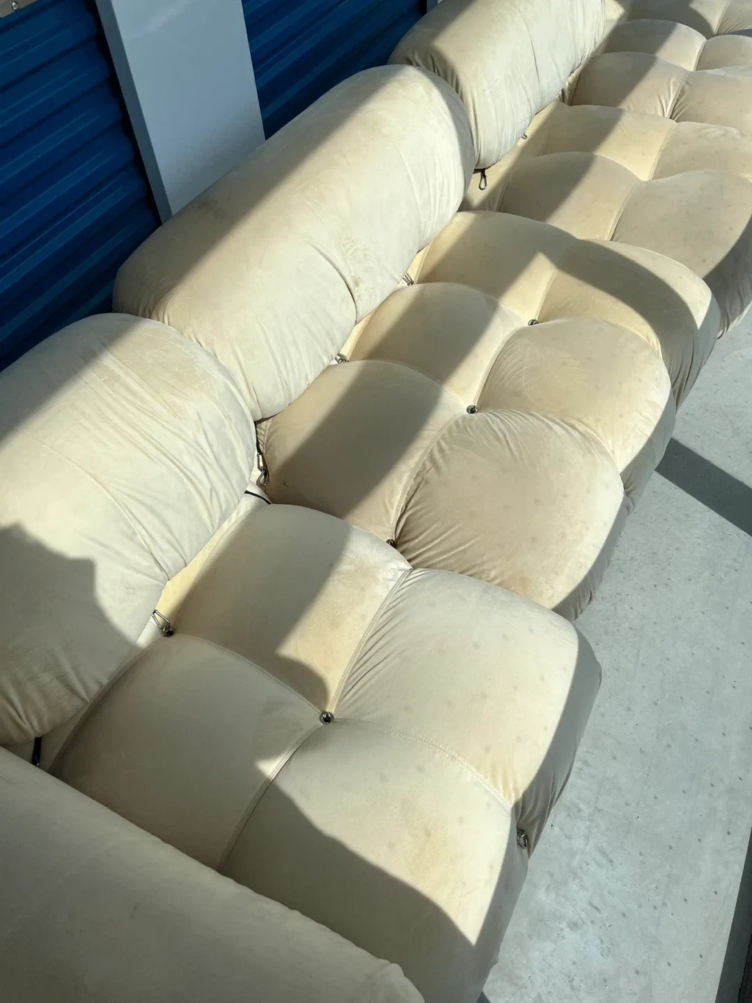 Mario Bellini Camaleonda Sofa - Beige image indicator(3)