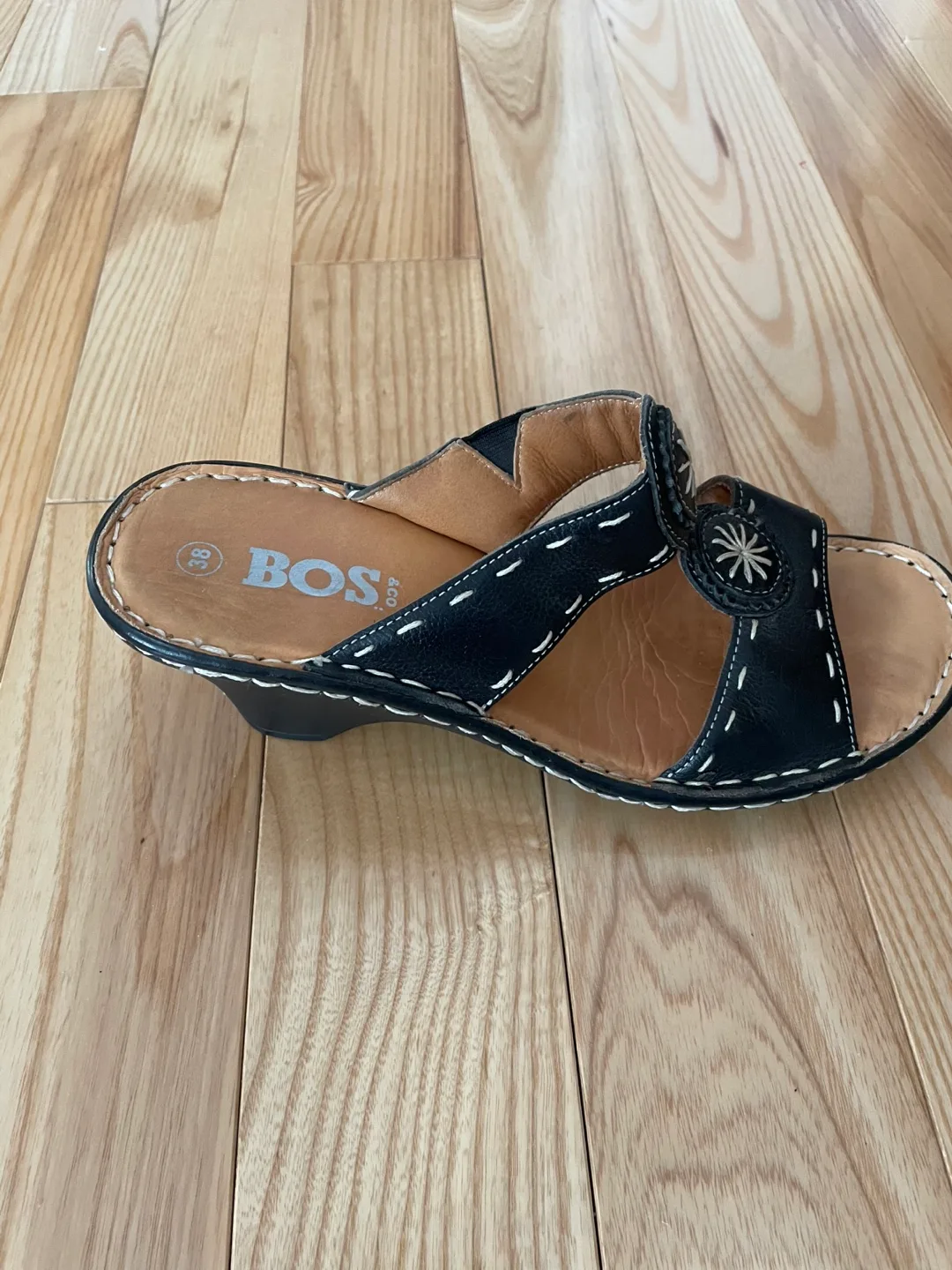 BOS. Black Leather Sandals - Size 8 thumbnail