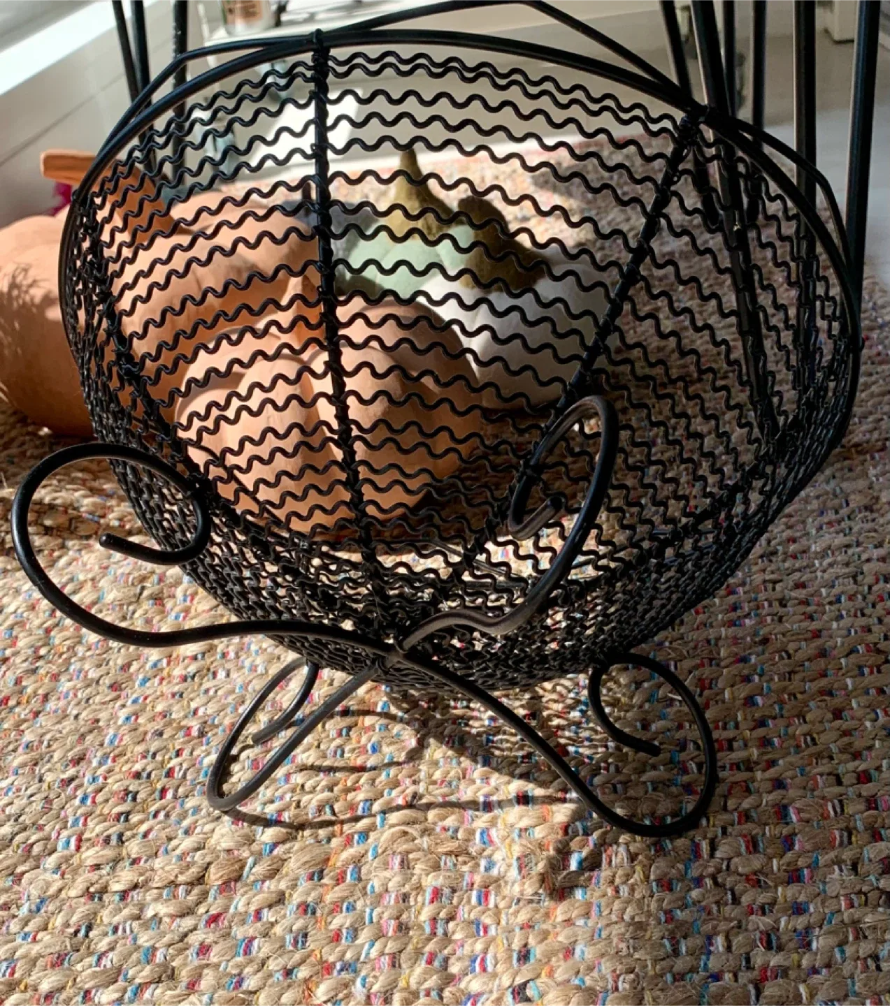 Wire Decorative Fruit Bowl image indicator(2)