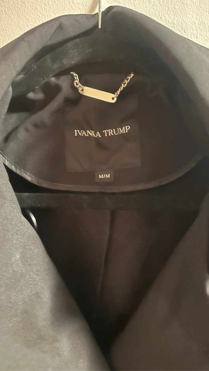 Ivanka Trump Black Trench Coat - Size M/M image indicator(5)