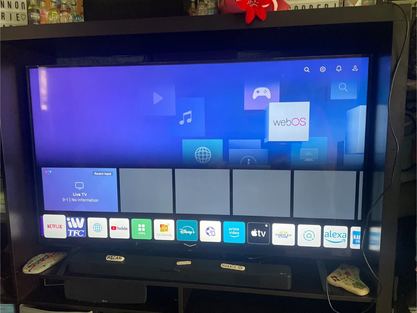 LG Smart TV with webOS �🧡 image indicator(3)