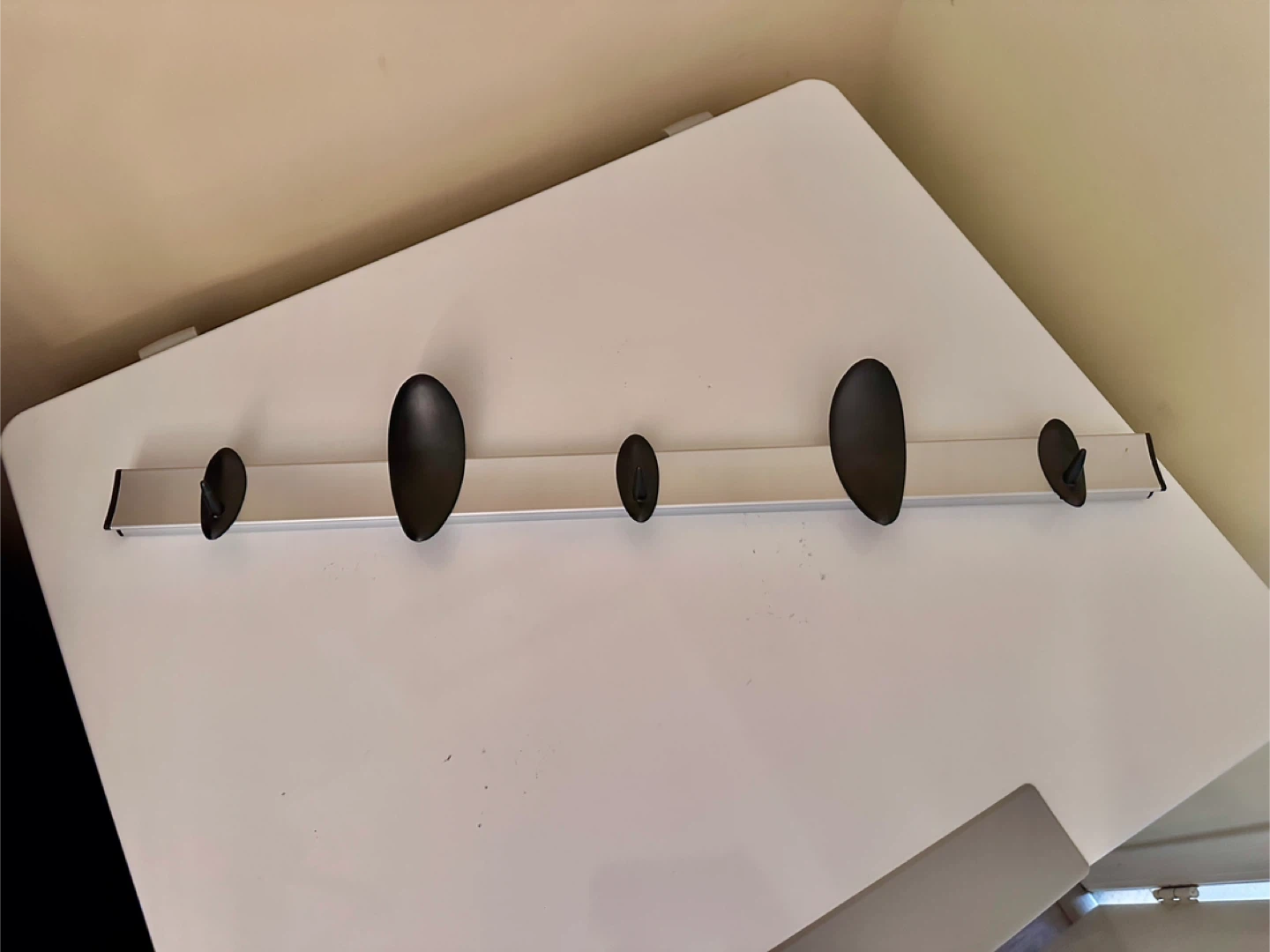Umbra Flip 5 Hook Rack - Wall Mounted