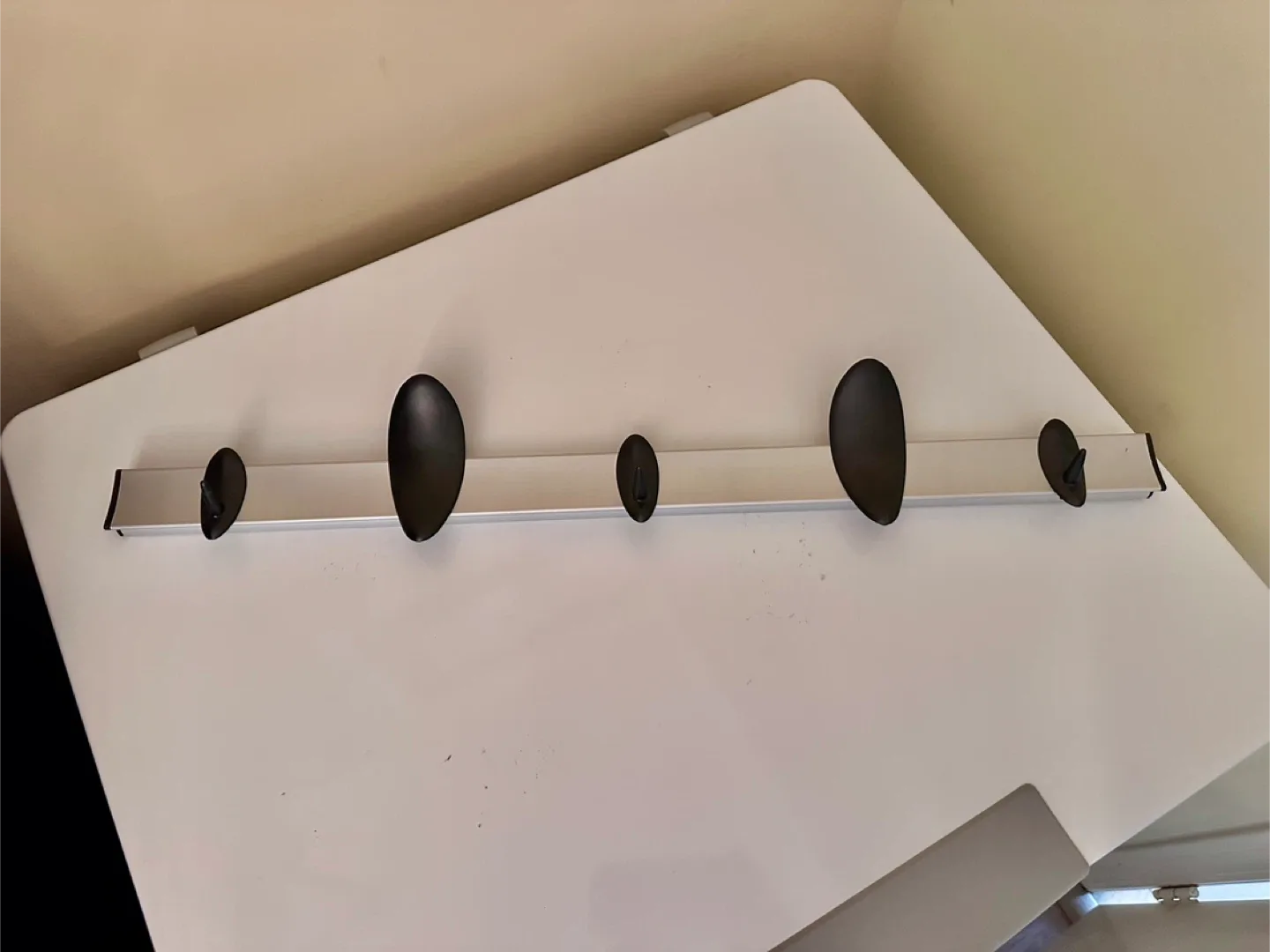 Umbra Flip 5 Hook Rack - Wall Mounted thumbnail