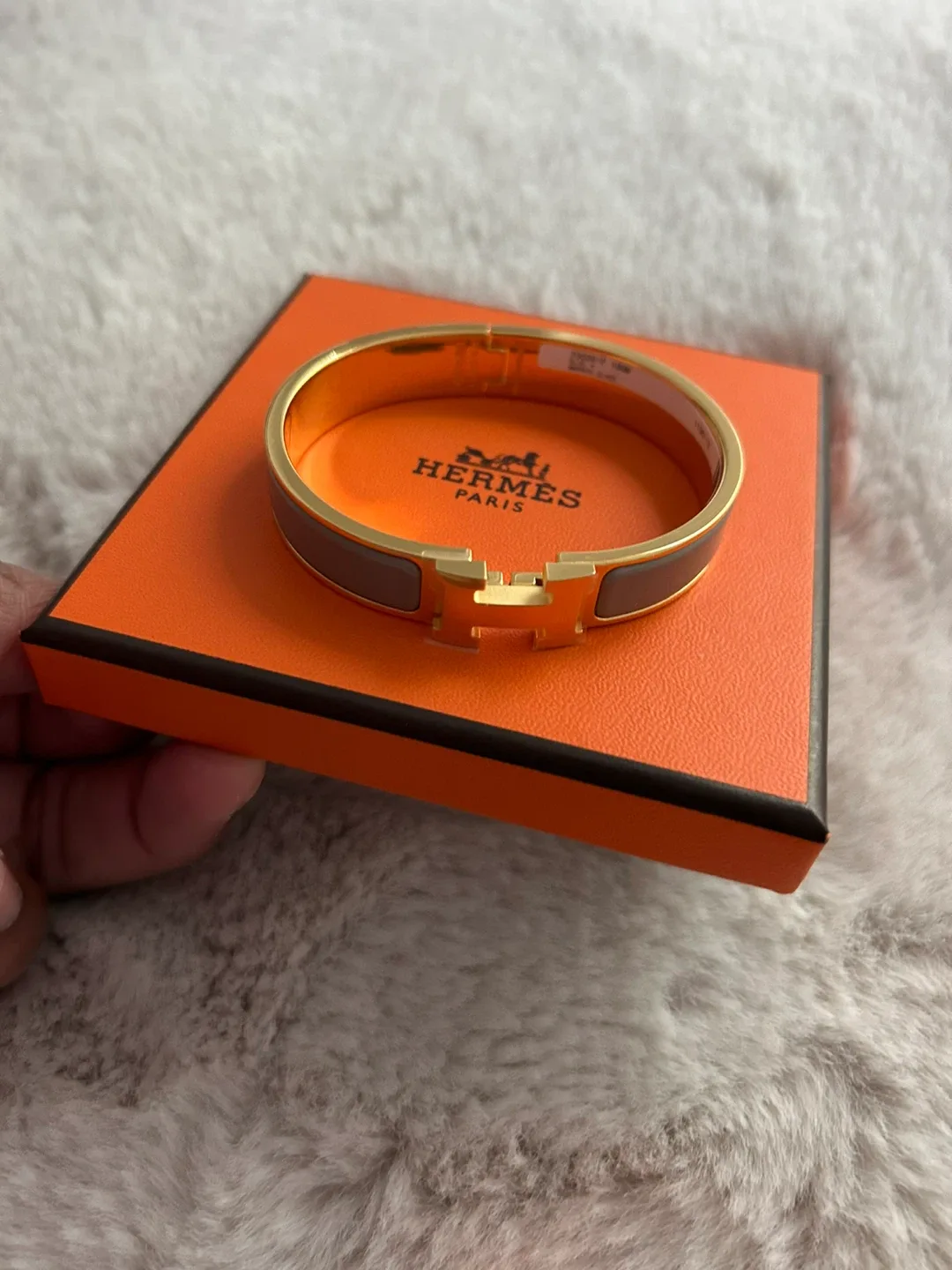 Hermes Clic H Bracelet GM 85 Creme Gold Plated image indicator(3)