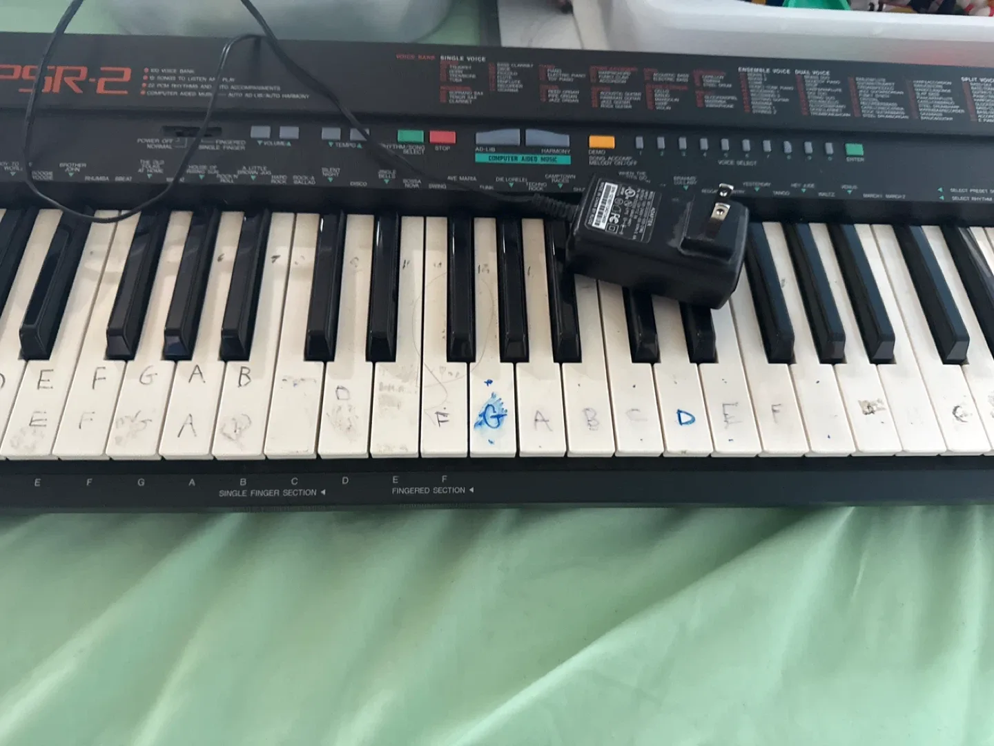 Yamaha PSR-2 Keyboard thumbnail