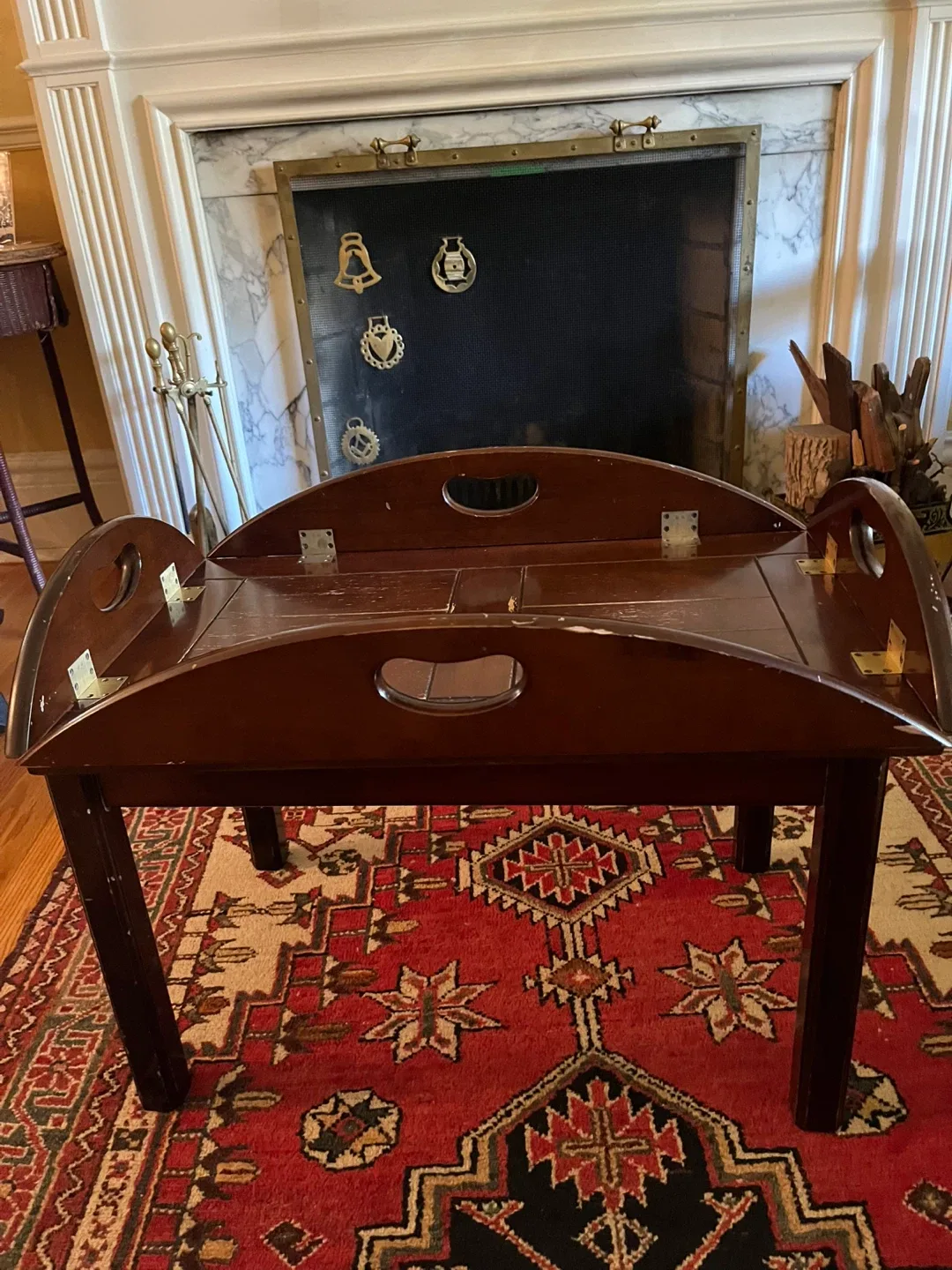 Dark Wood Coffee Table. thumbnail