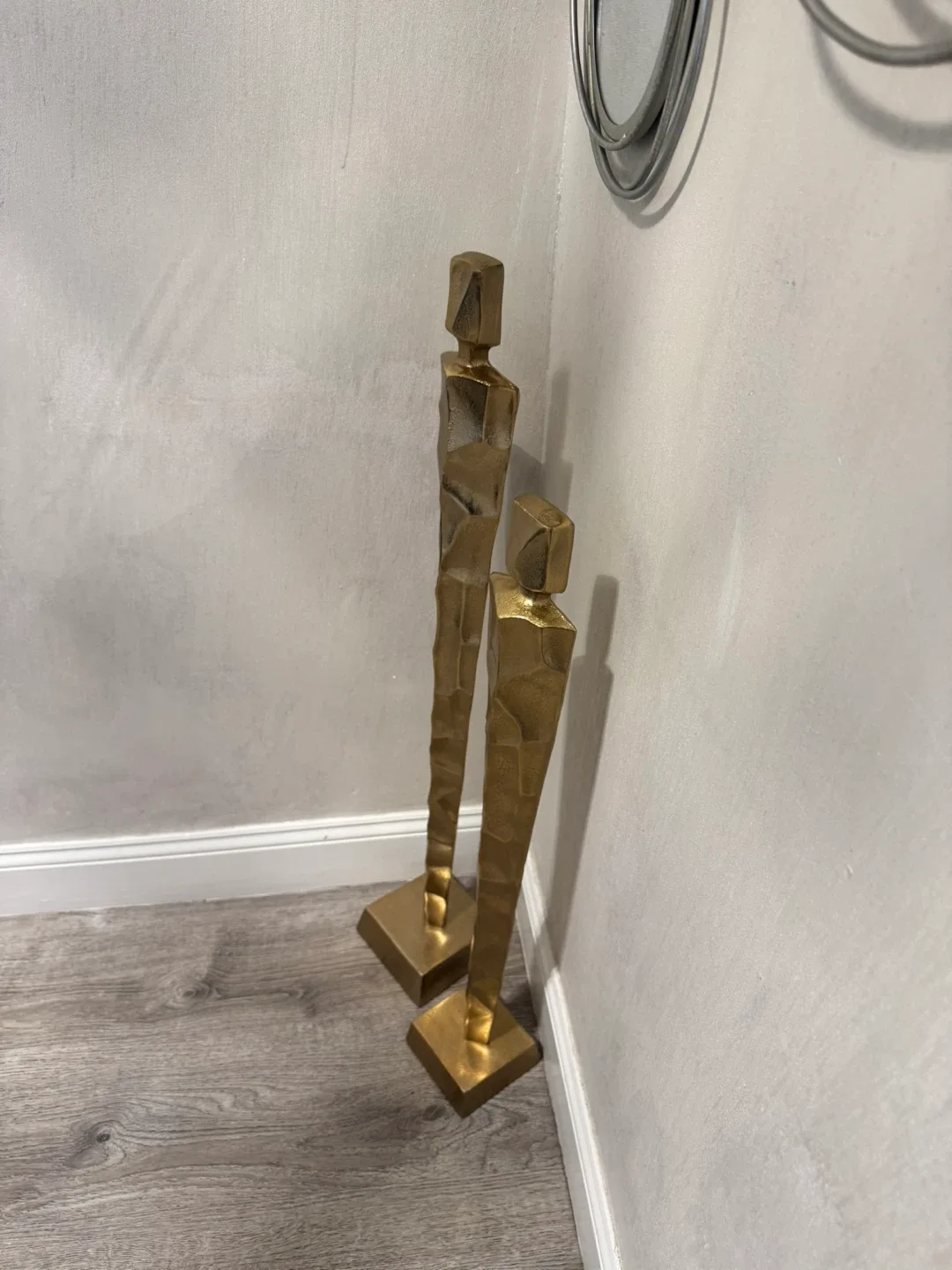 Gold Decorative Figurines - Set of 2 image indicator(2)