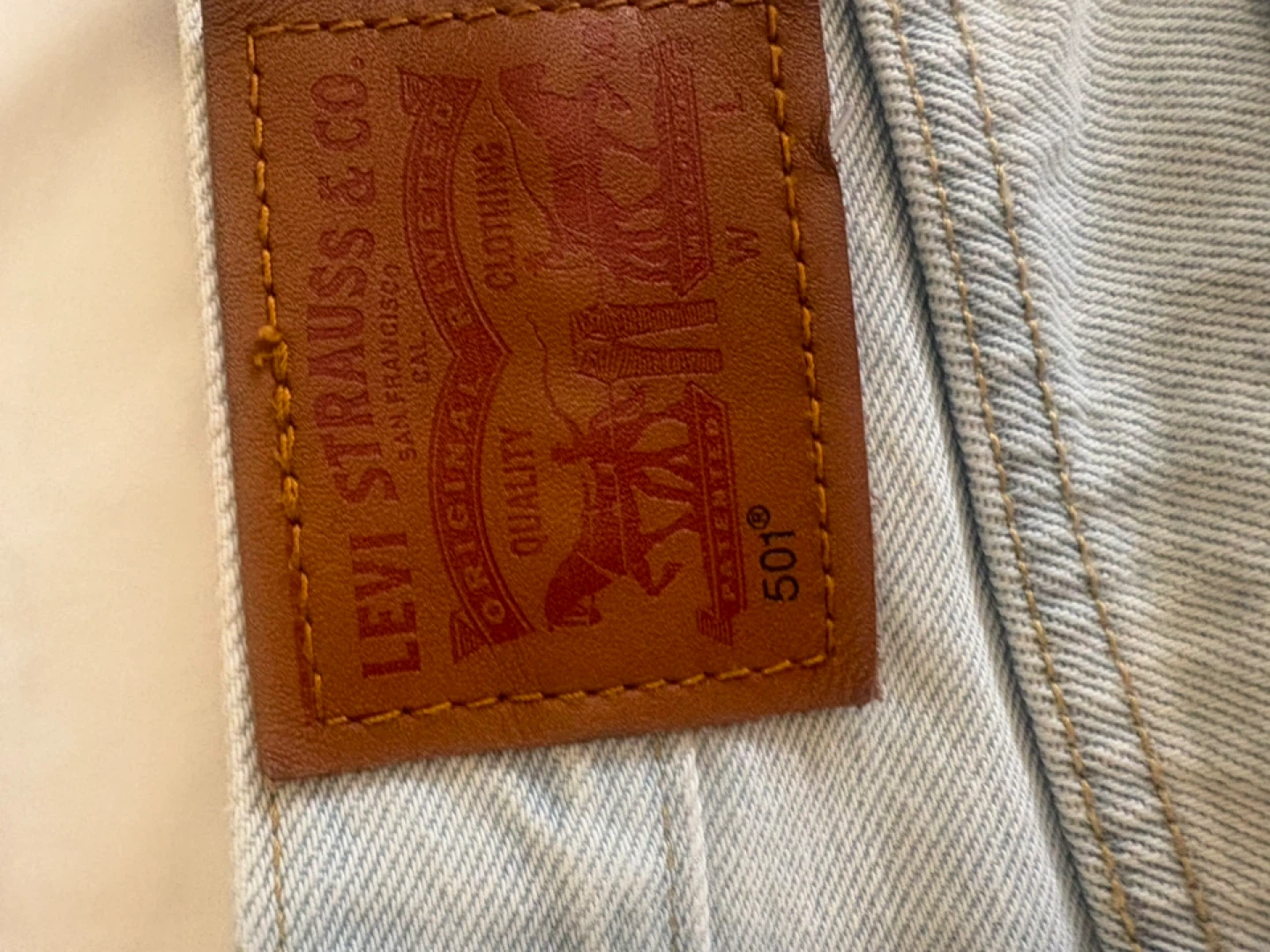 Levi Strauss & Co. 501 Denim Shorts - Size W31 - photo 3
