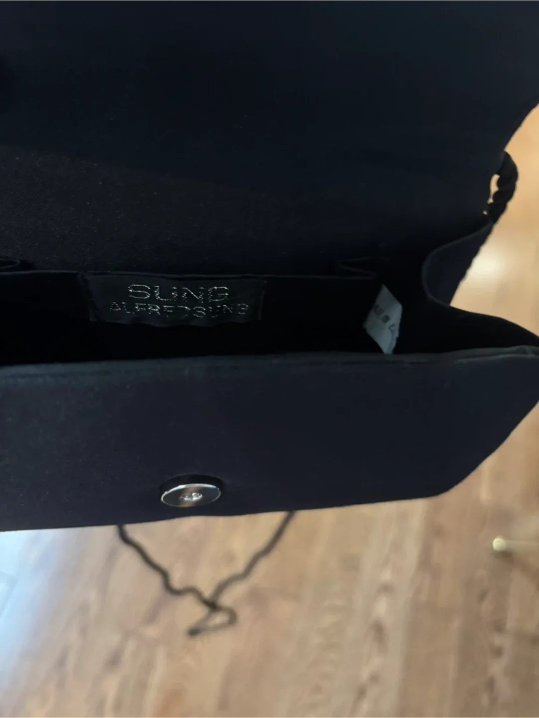 Alfred Sung Black Satin Quilted Small Evening purse image indicator(6)