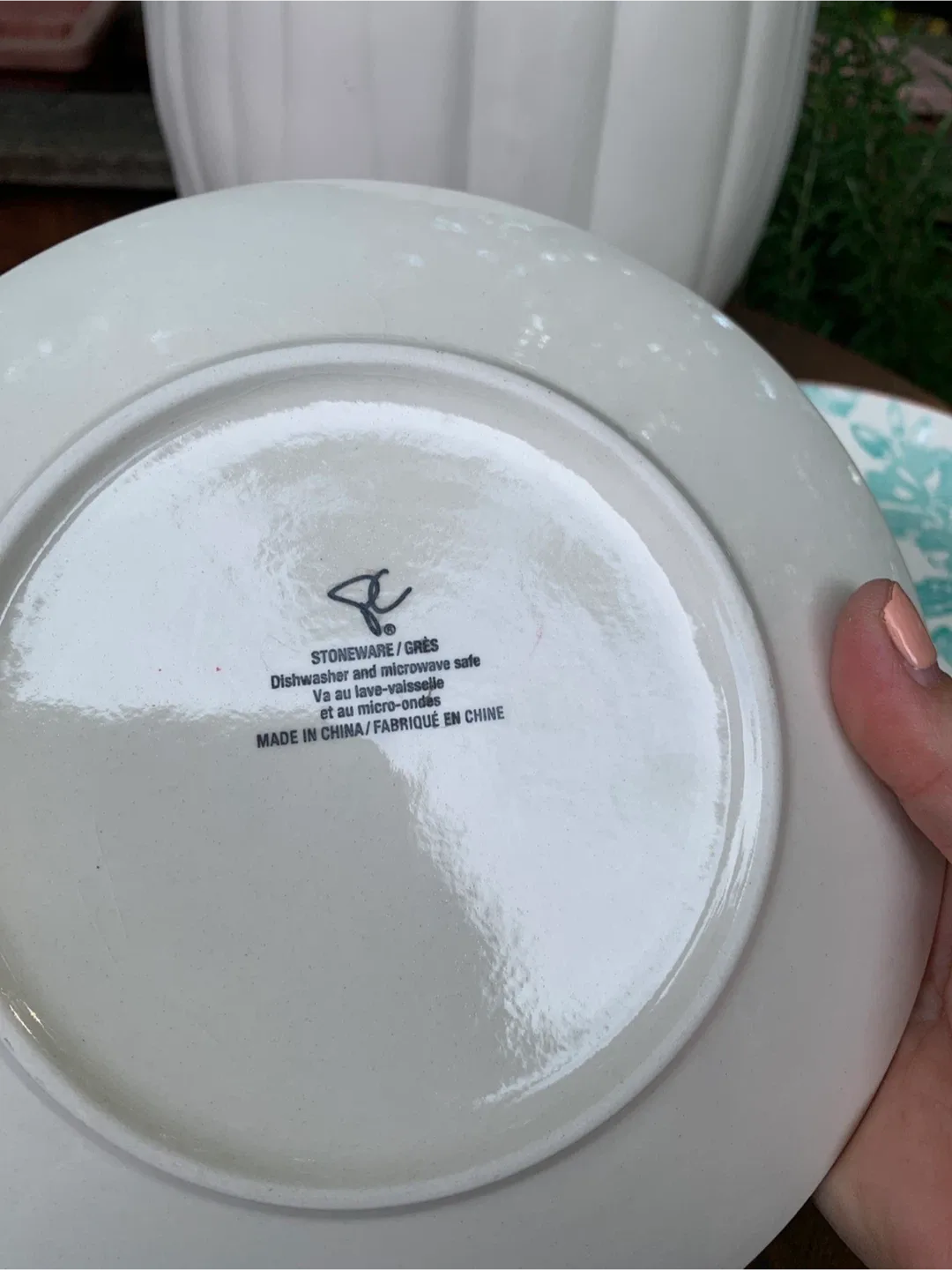 Floral Stoneware Plates-Set of Four image indicator(2)