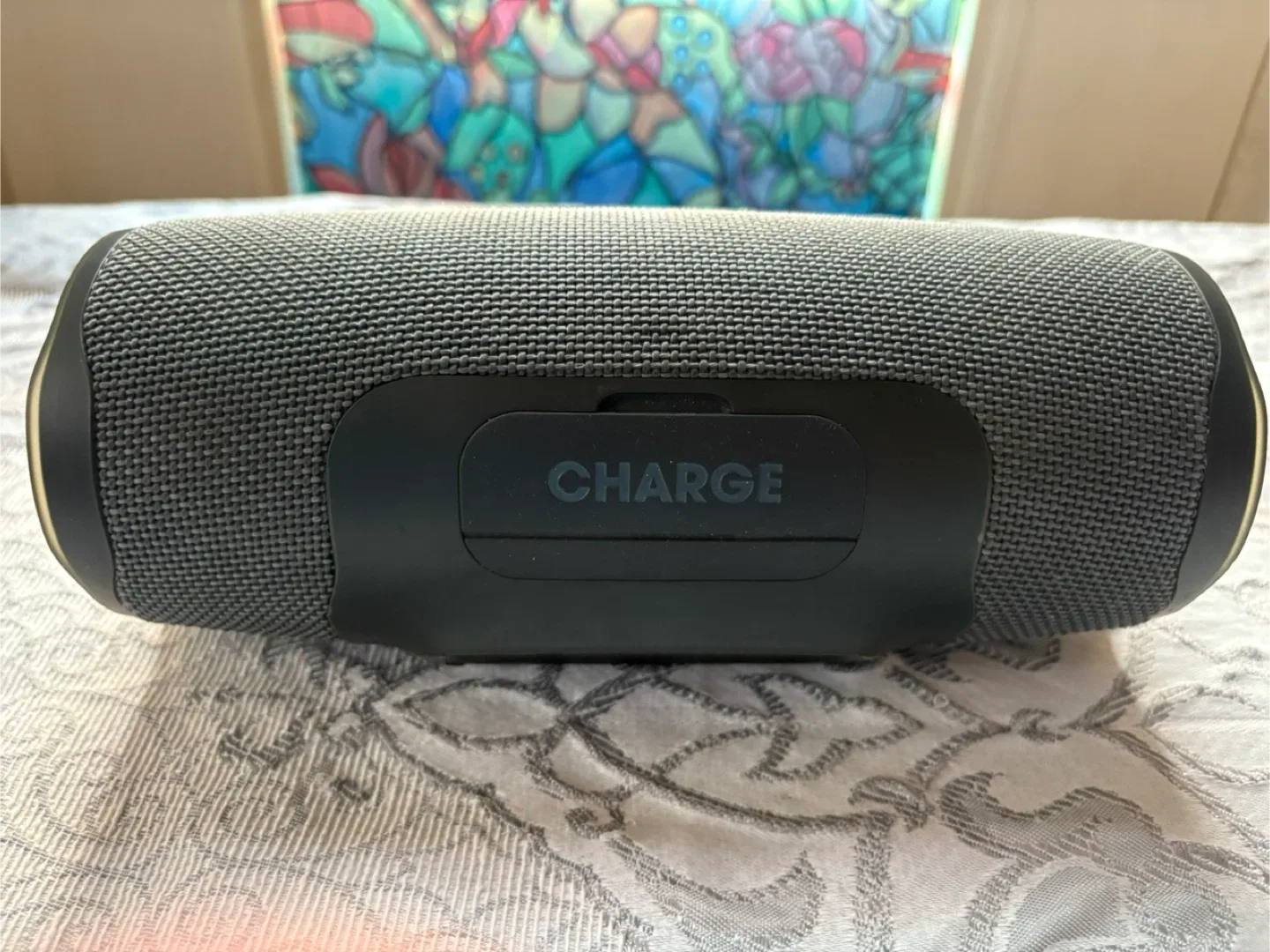 JBL Charge 4 Portable Bluetooth Speaker - Grey image indicator(2)