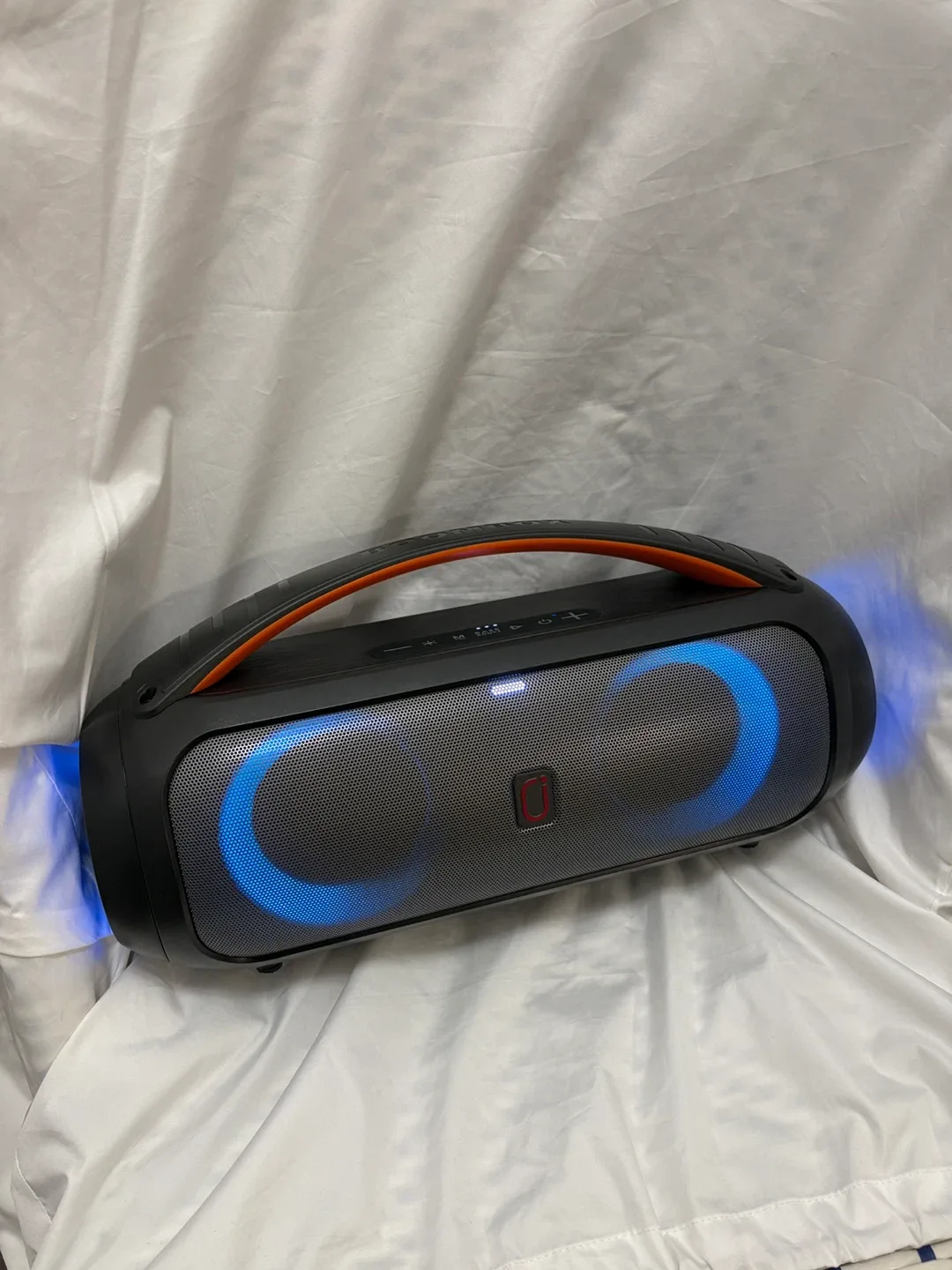 D16-T Waterproof BT Speaker with Remote image indicator(2)