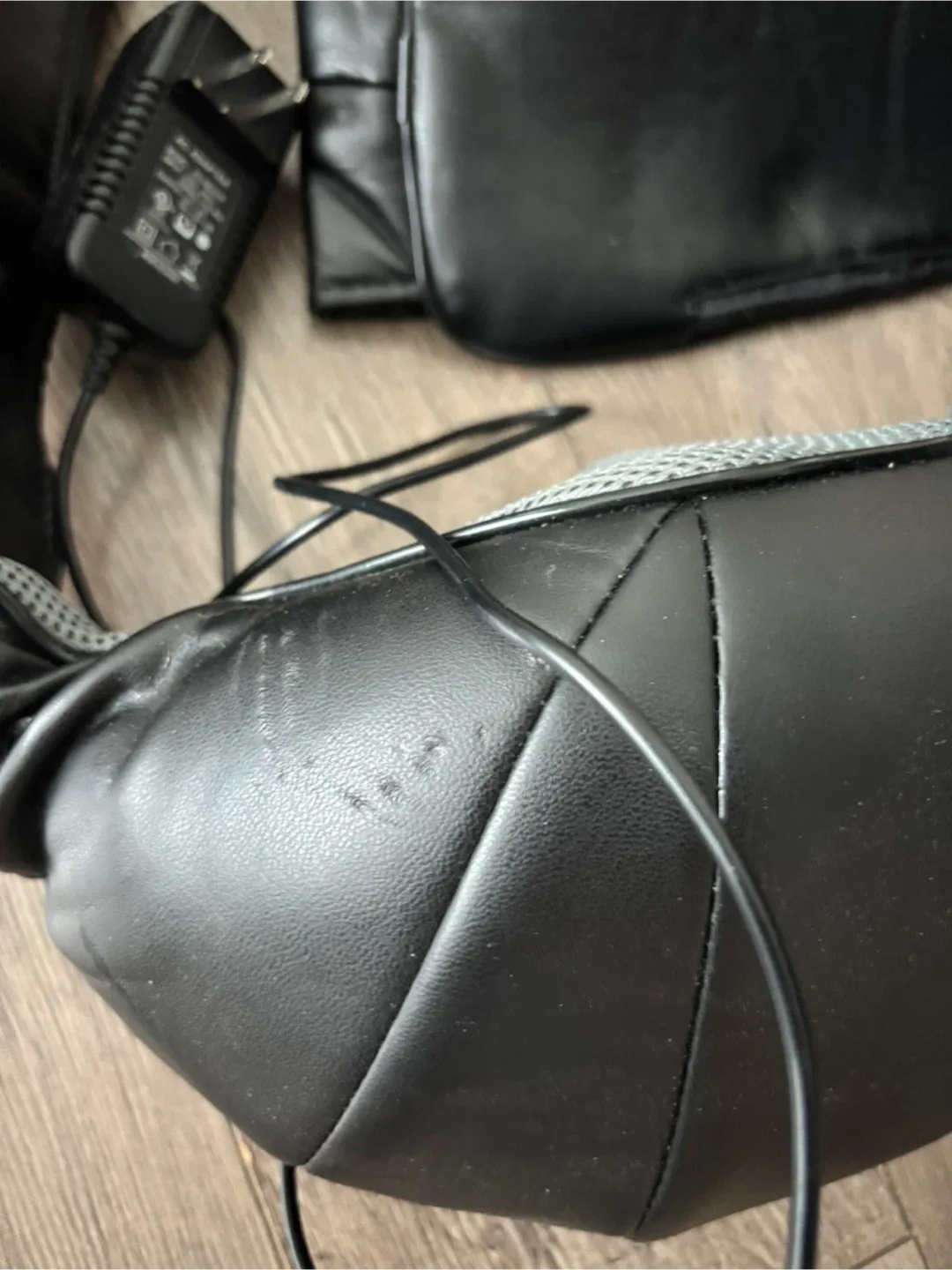 Nekteck Shiatsu Neck & Shoulder Massager image indicator(7)