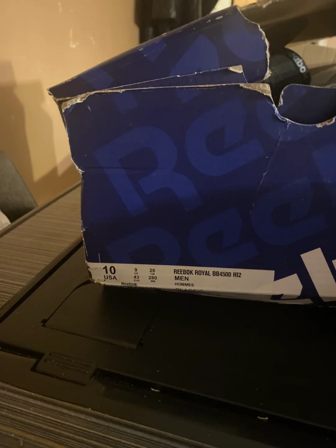 Reebok Royal BB4500 HI2 Black/Red, Size 10 thumbnail