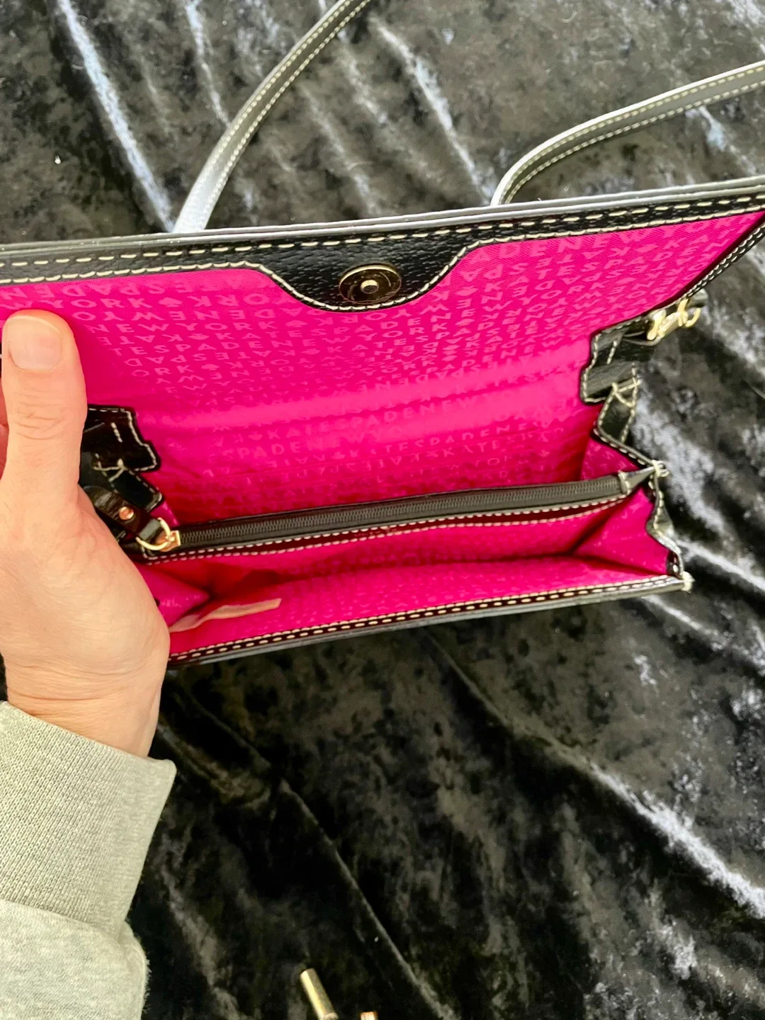 Mini Kate Spade Black Leather Crossbody Bag image indicator(3)