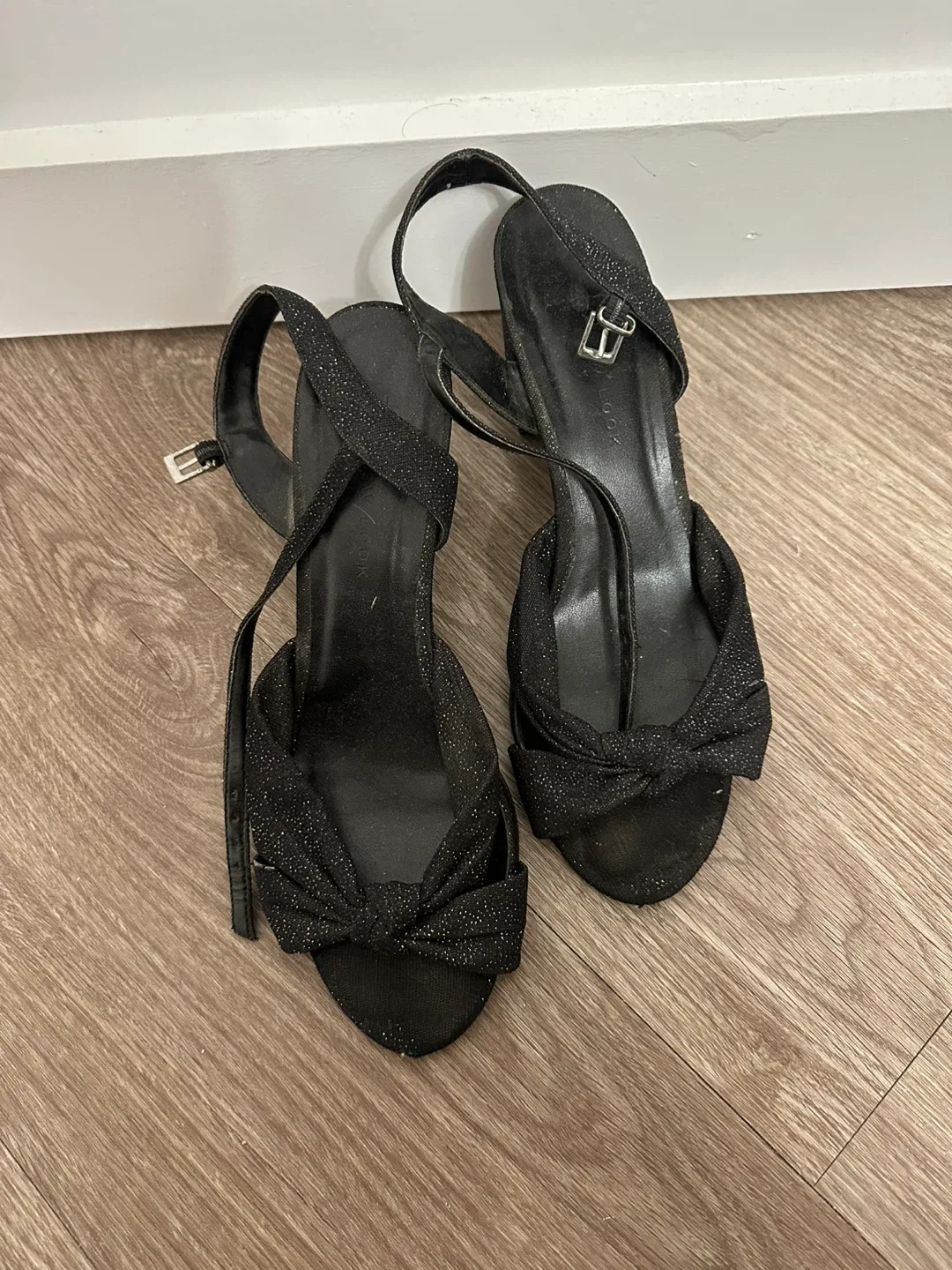 🥕🥕🥕New Look Black Heels - Size 6 thumbnail