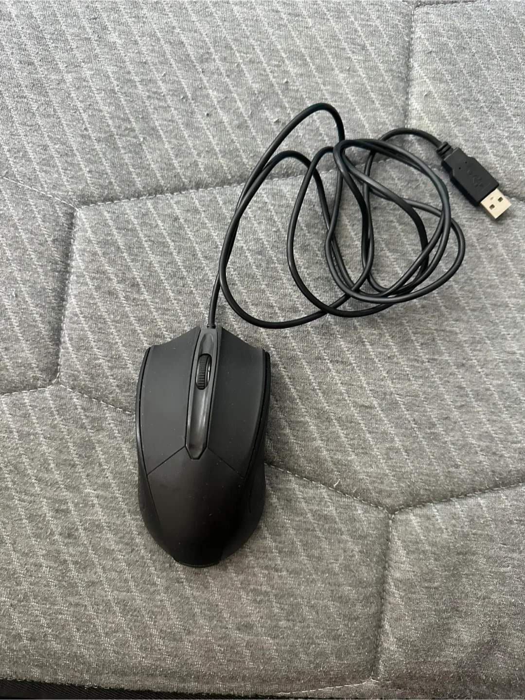 NEXXTECH Basic Optical Mouse thumbnail