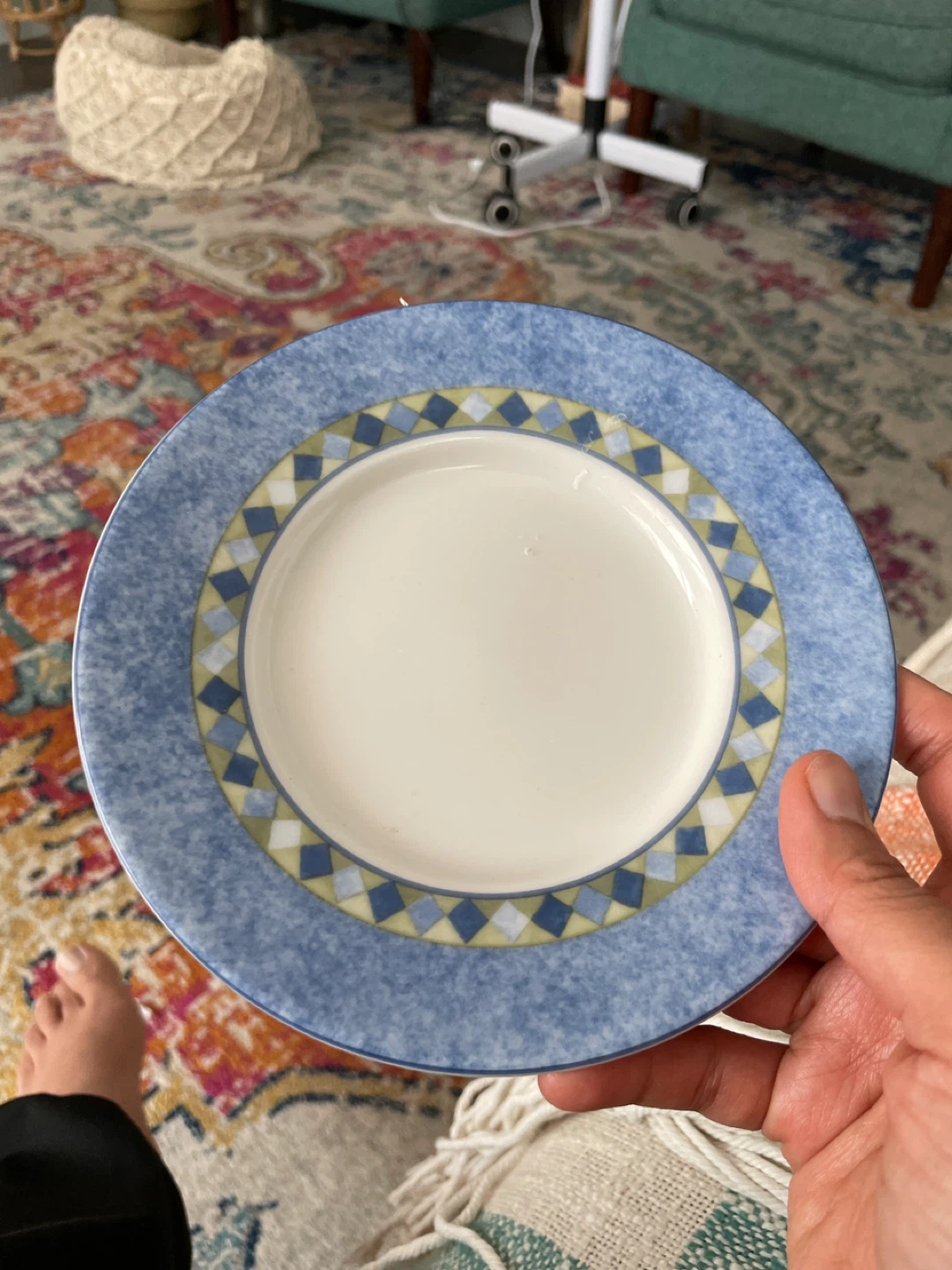 2 sets of Royal Doulton Cup and Saucer Set - photo 3