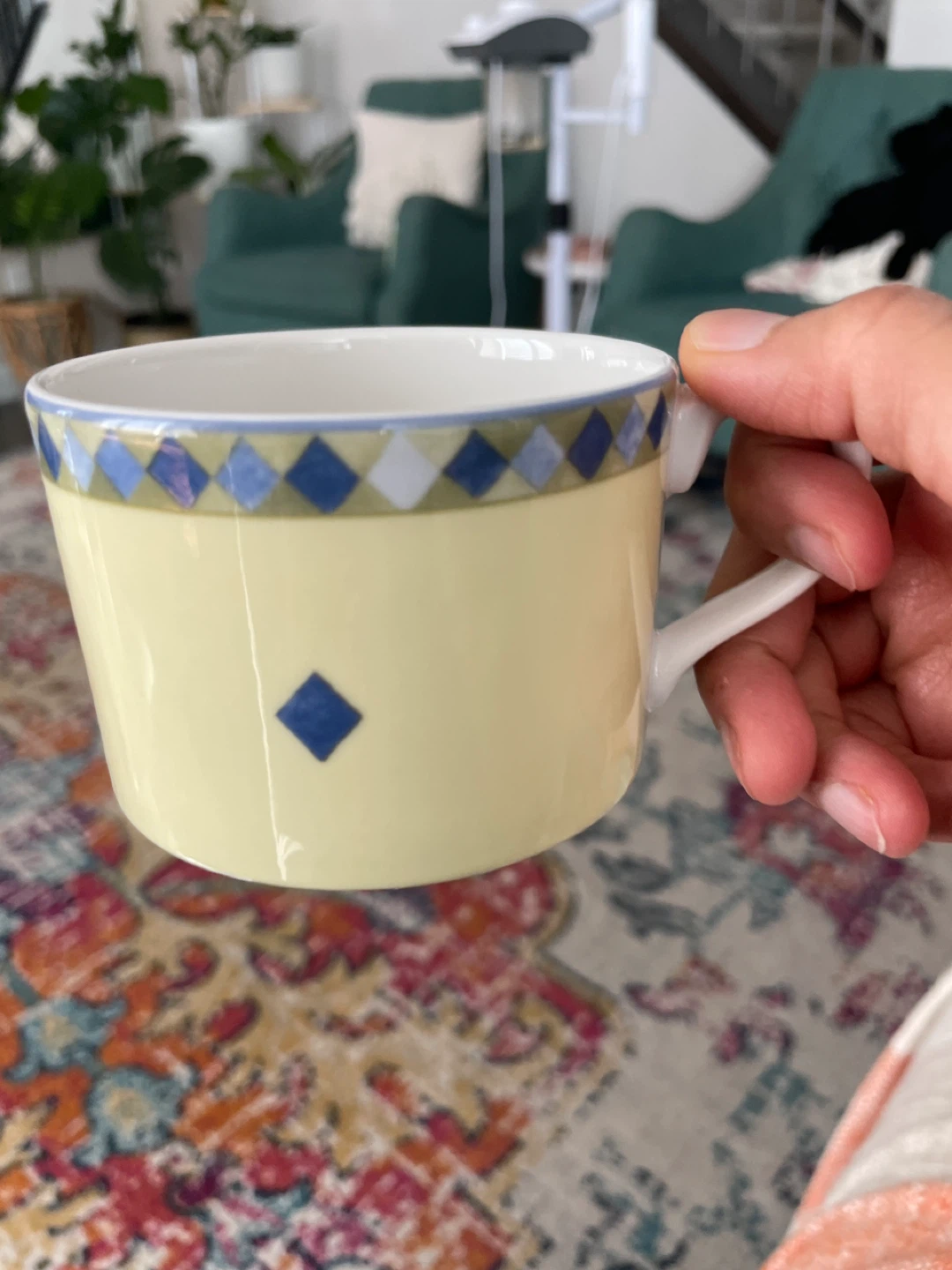 2 sets of Royal Doulton Cup and Saucer Set - photo 2