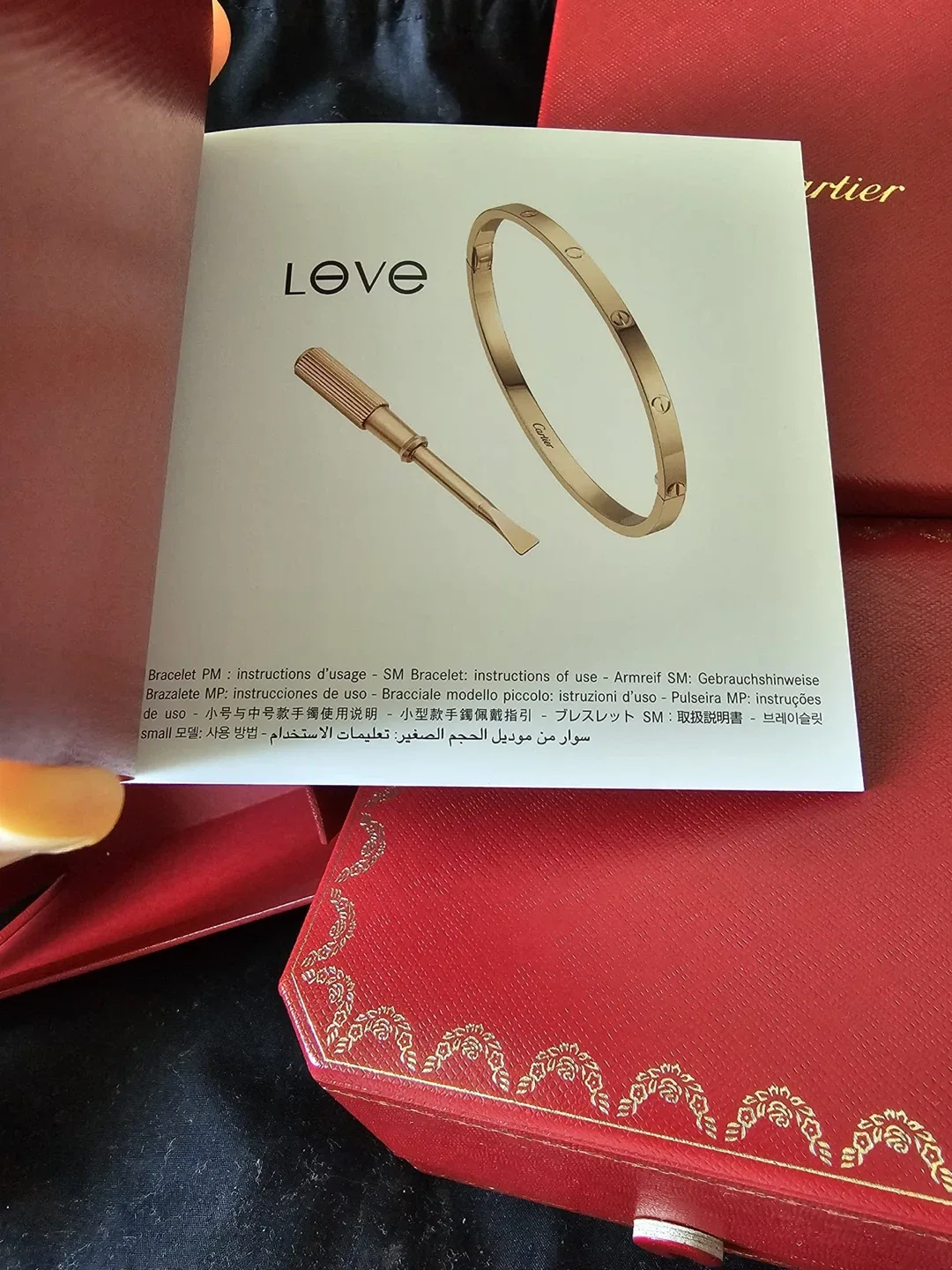 CARTIER Love Bracelet Small White Gold Size 16 image indicator(7)